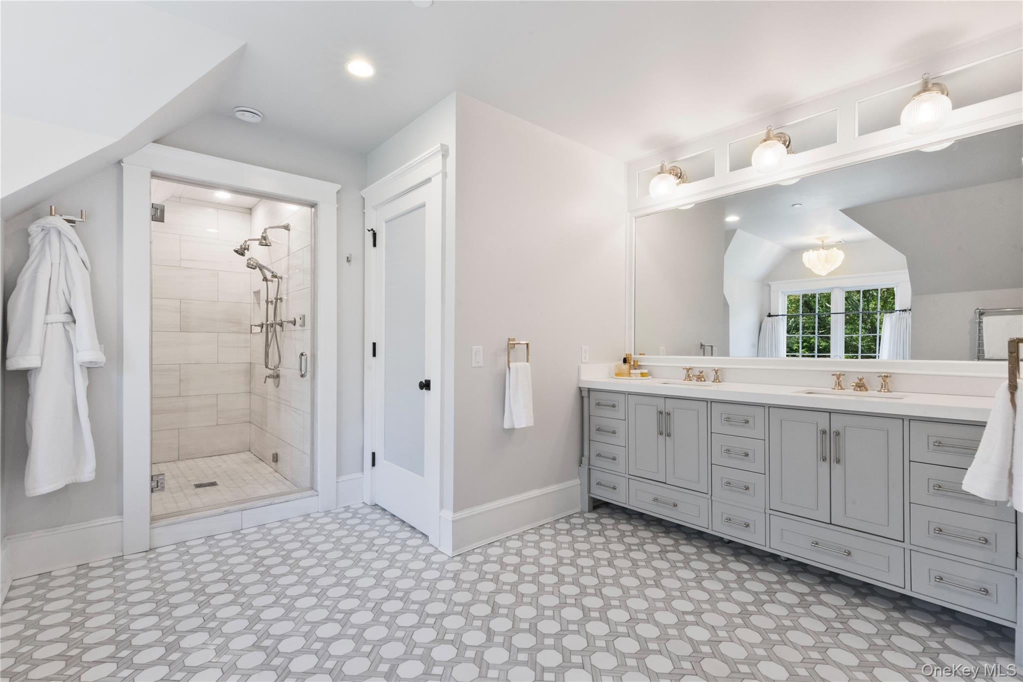 4 Commodore Avenue, Rye, NY 10580