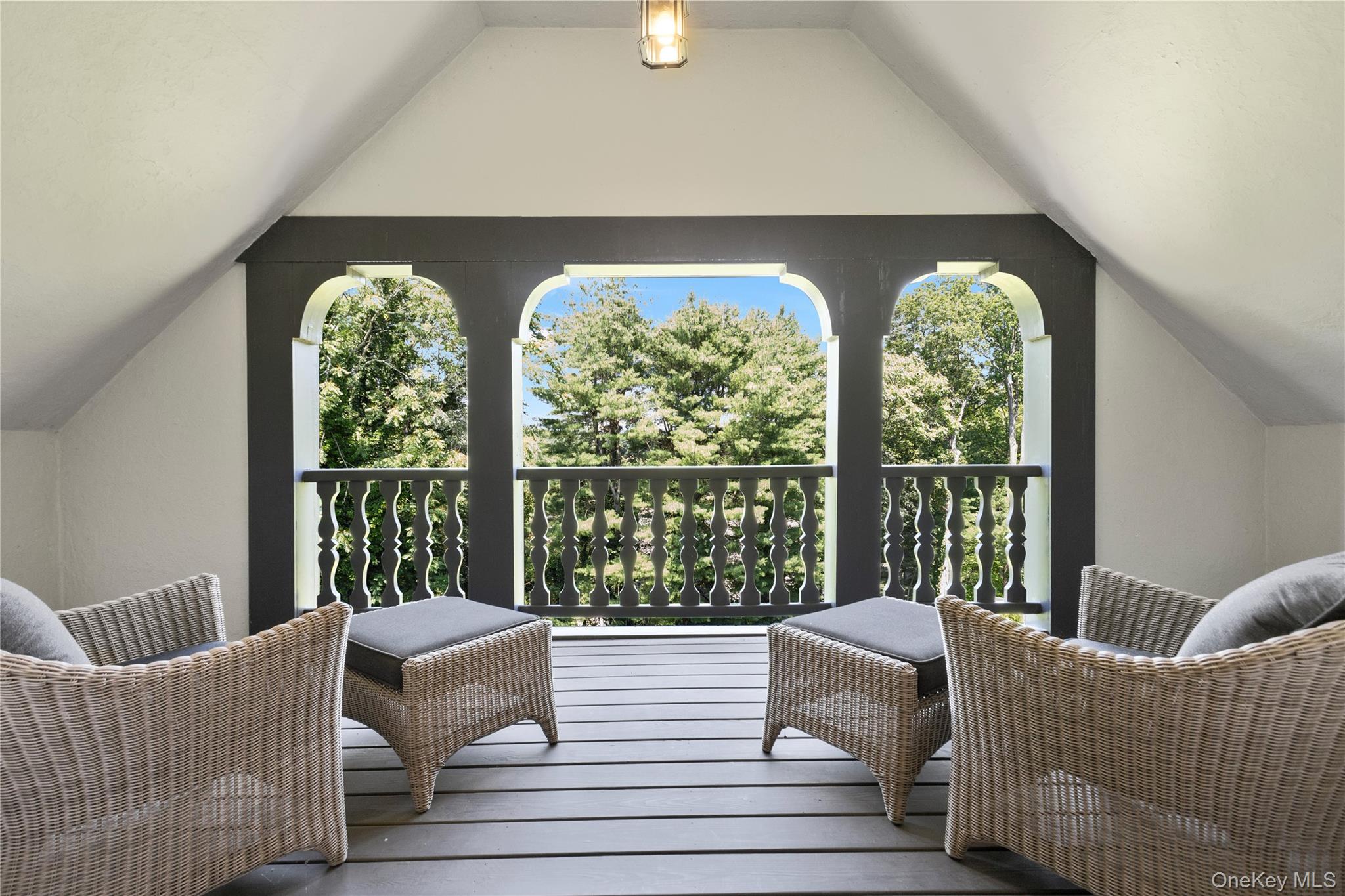 4 Commodore Avenue, Rye, NY 10580