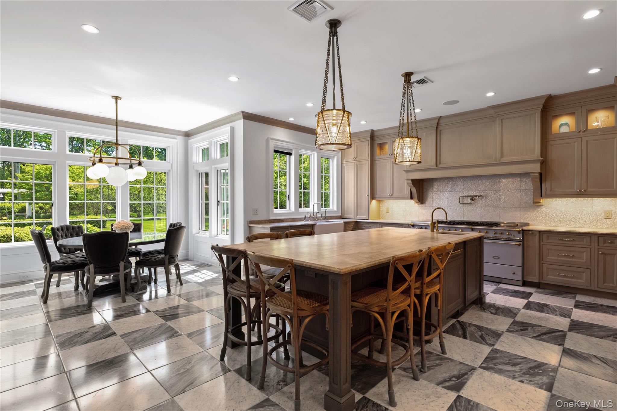 22 Terrace Court, Old Westbury, NY 11568