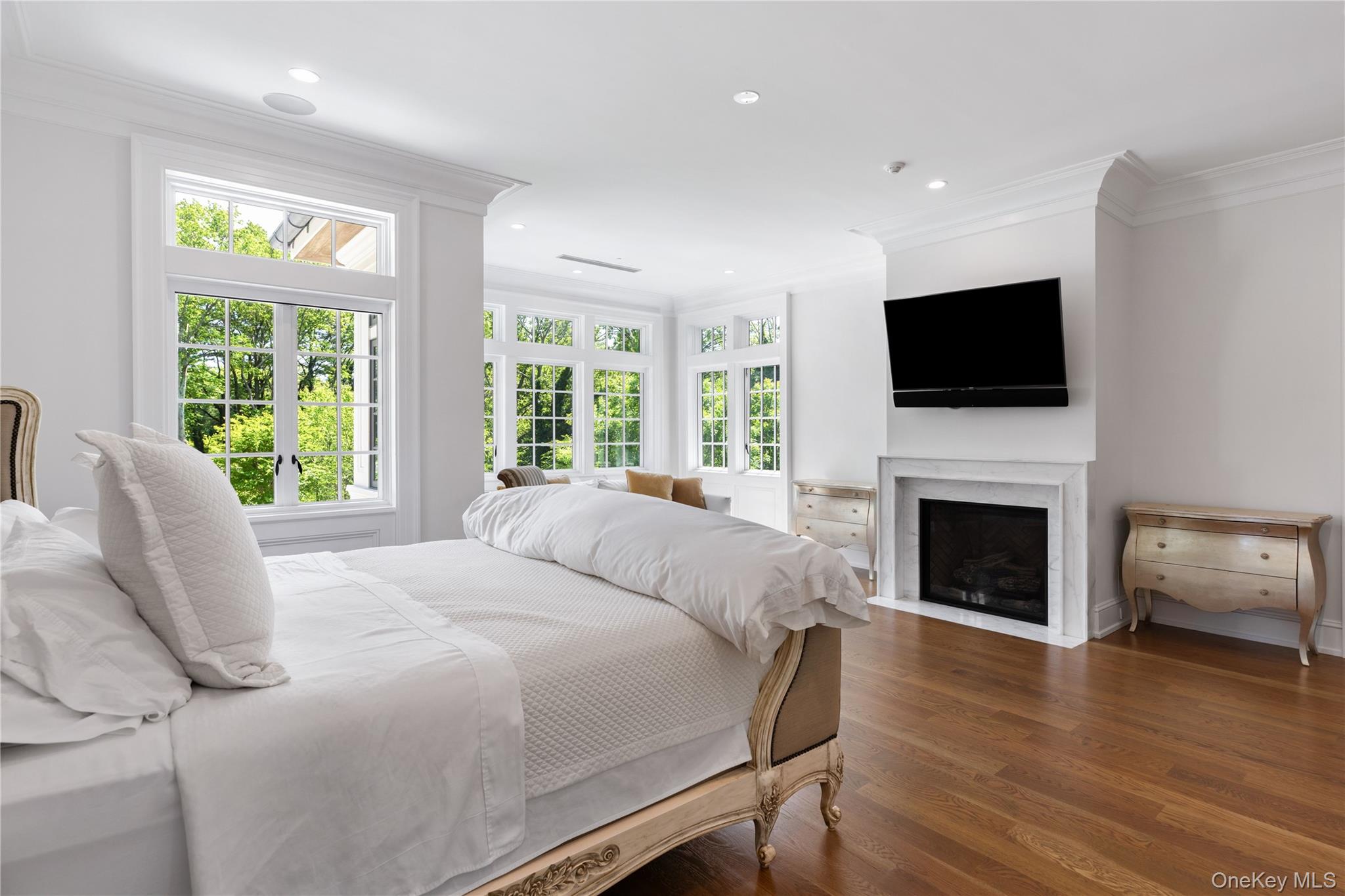 22 Terrace Court, Old Westbury, NY 11568