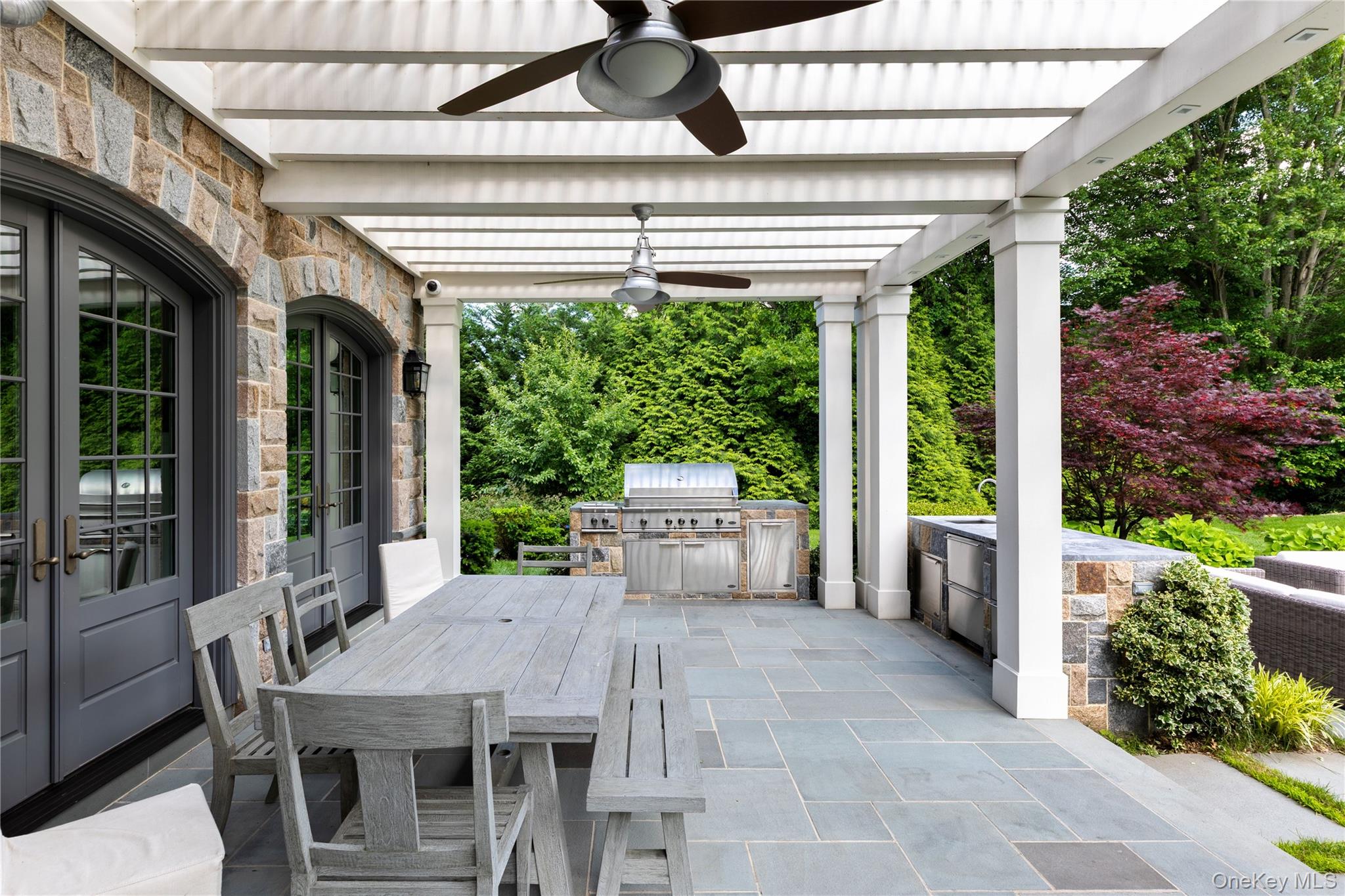 22 Terrace Court, Old Westbury, NY 11568