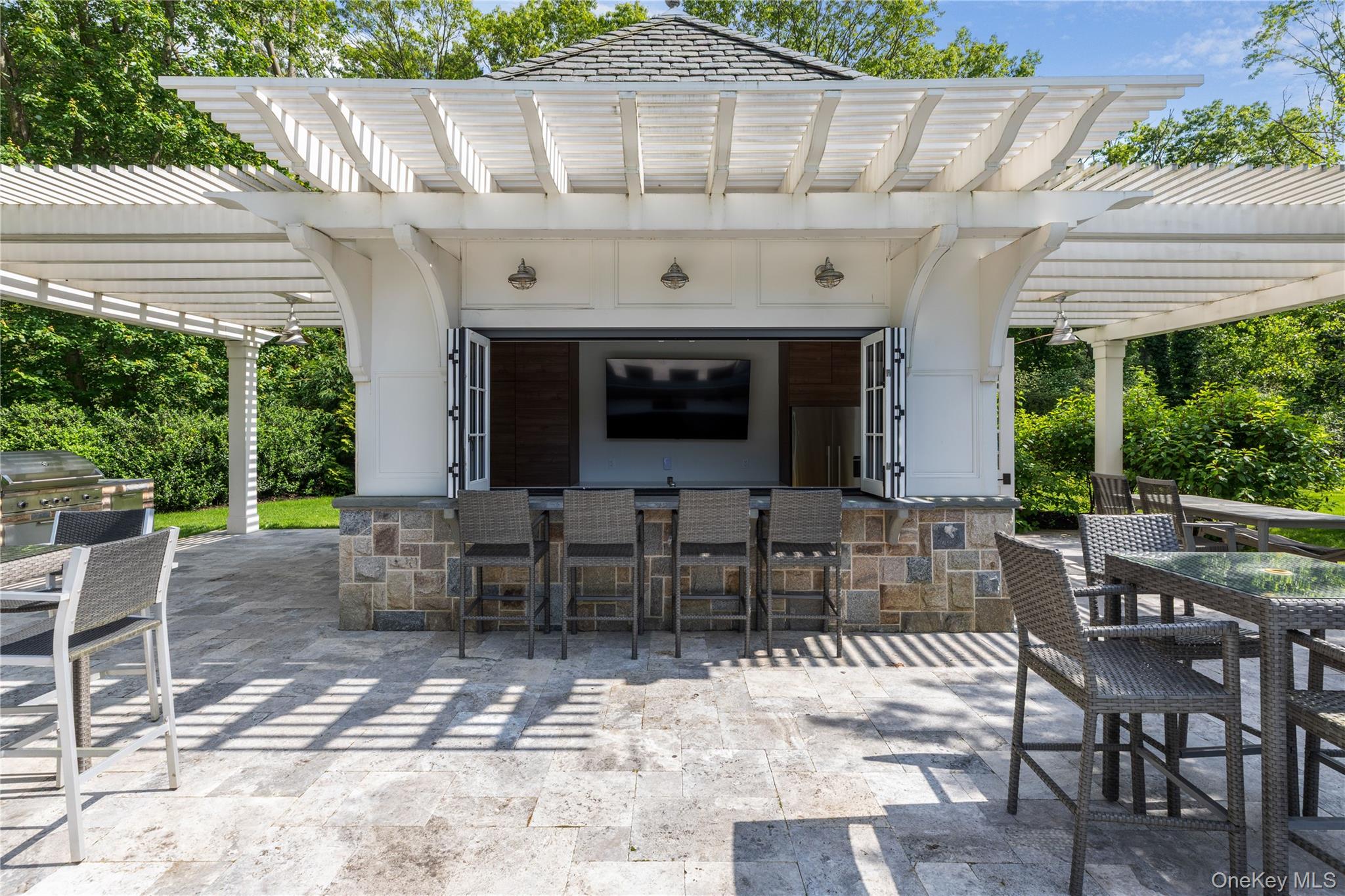 22 Terrace Court, Old Westbury, NY 11568