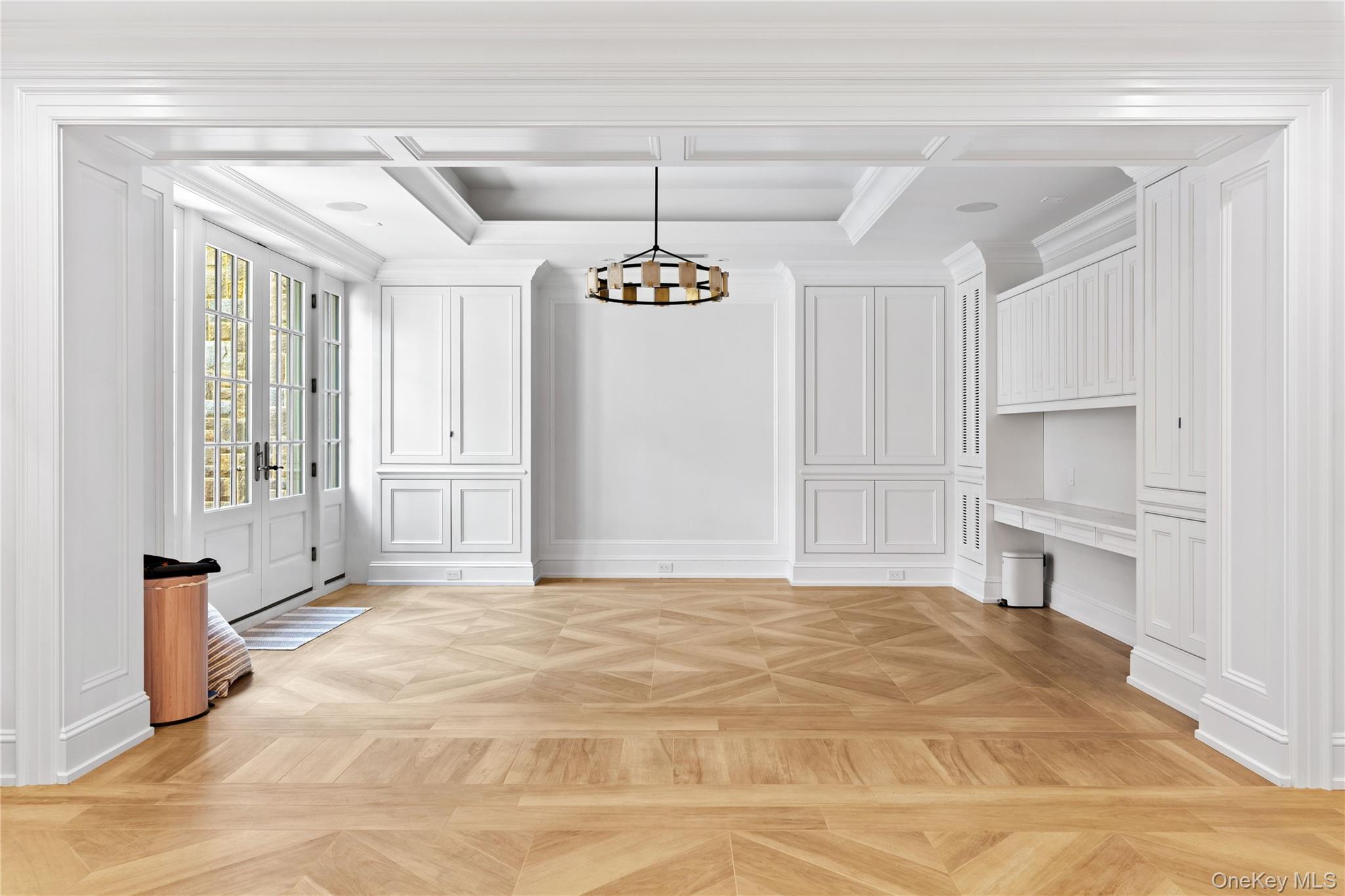 22 Terrace Court, Old Westbury, NY 11568