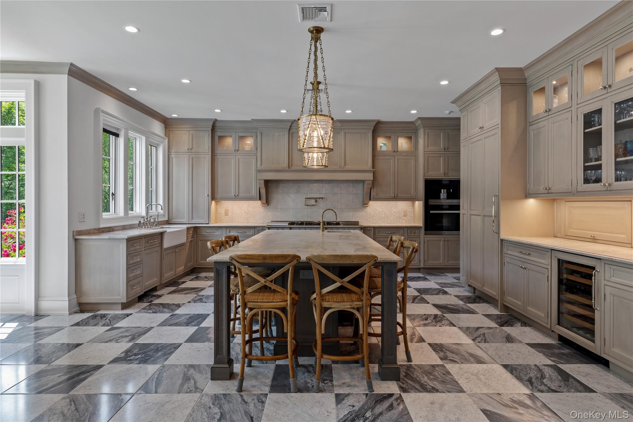 22 Terrace Court, Old Westbury, NY 11568