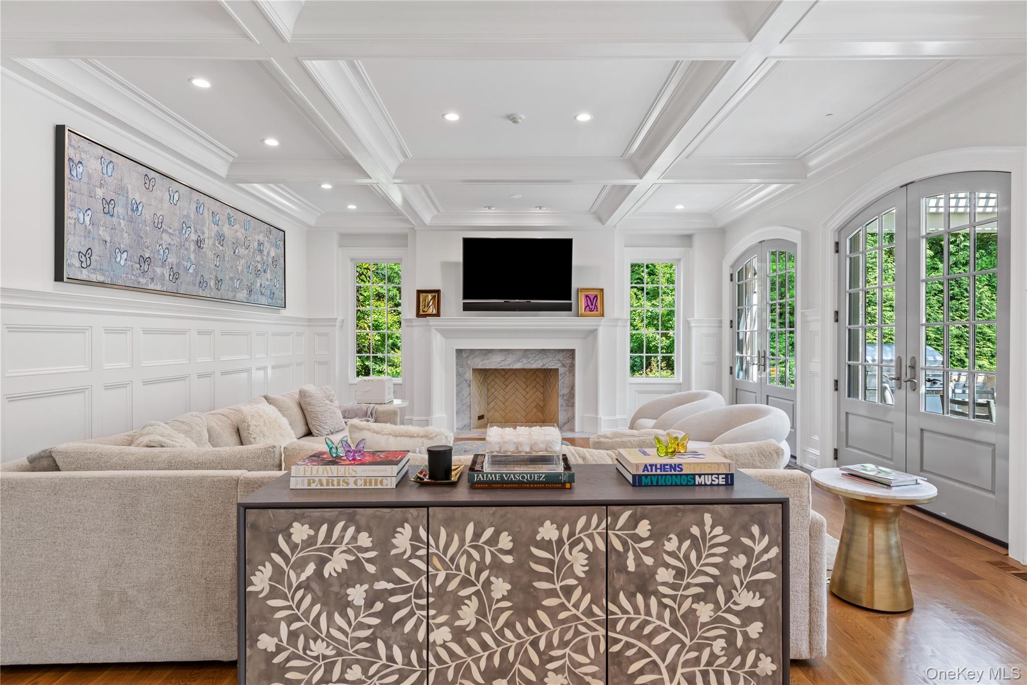 22 Terrace Court, Old Westbury, NY 11568