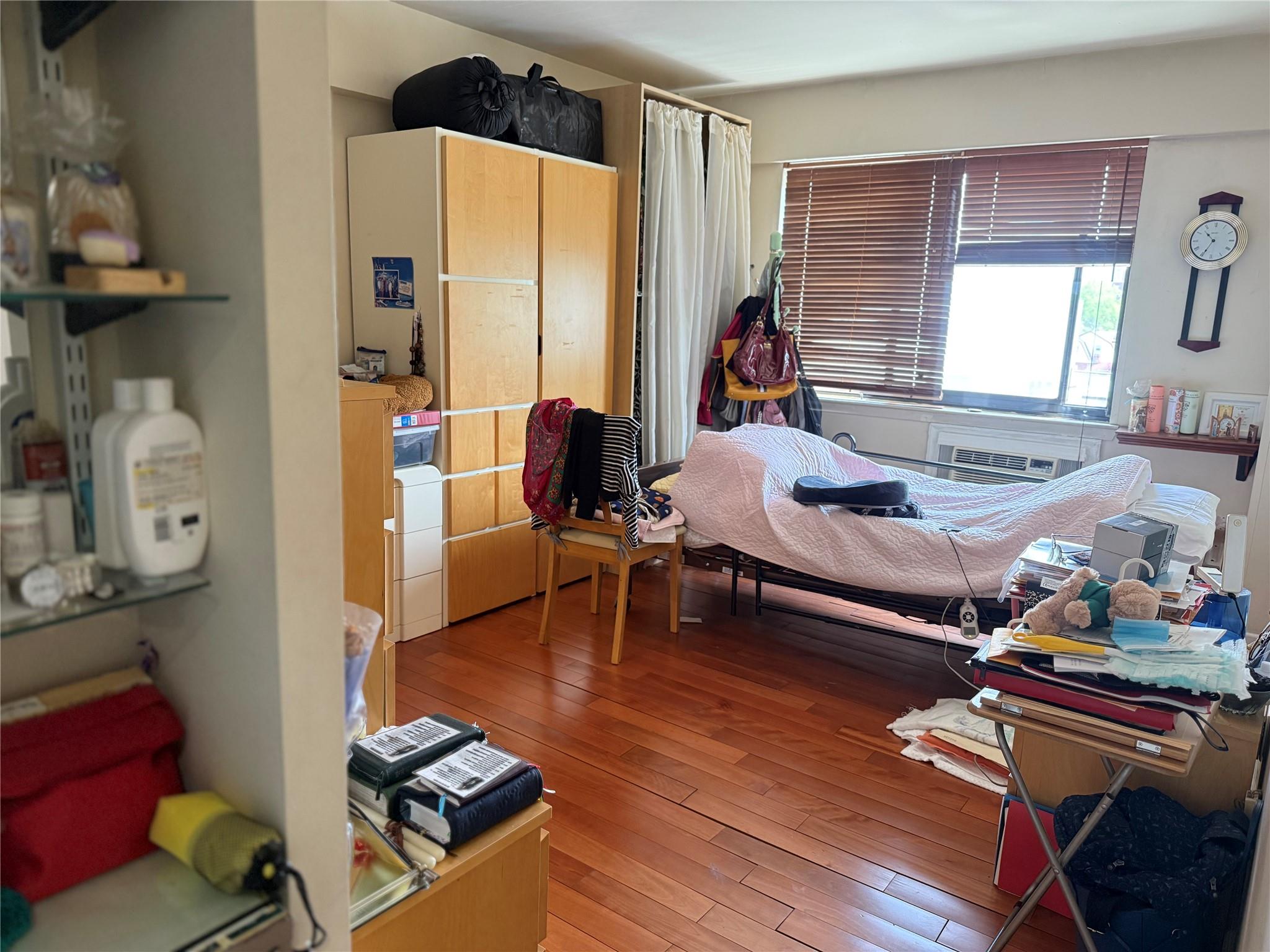 81-09 41 Avenue # 5B, Elmhurst, NY 11373