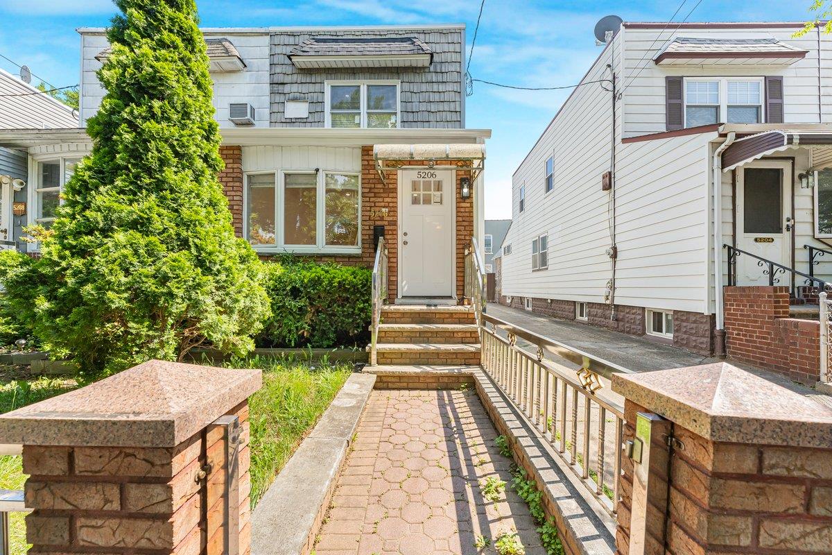 5206 Avenue M, Brooklyn, NY 11234