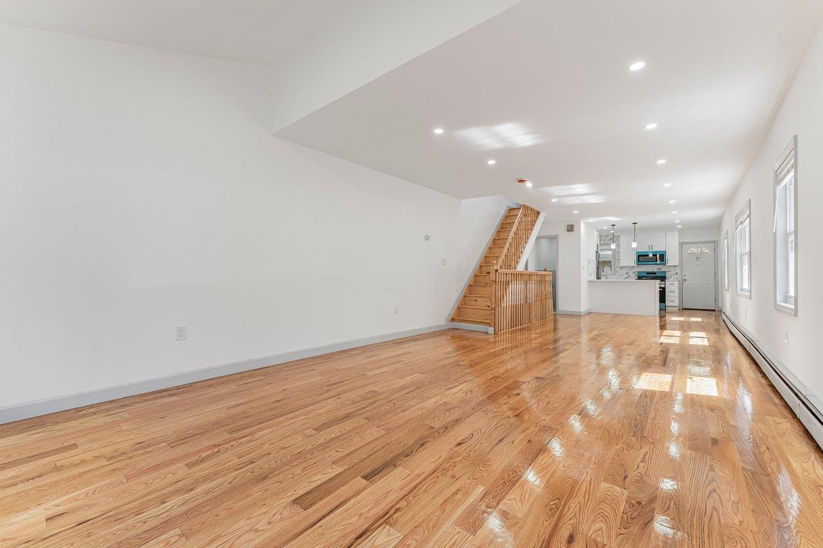 5206 Avenue M, Brooklyn, NY 11234