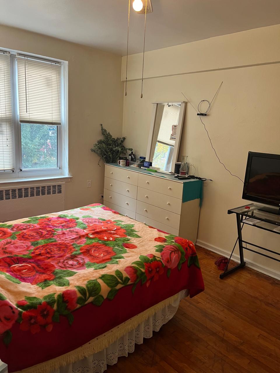 33-15 81st Street # 2B, Jackson Heights, NY 11372