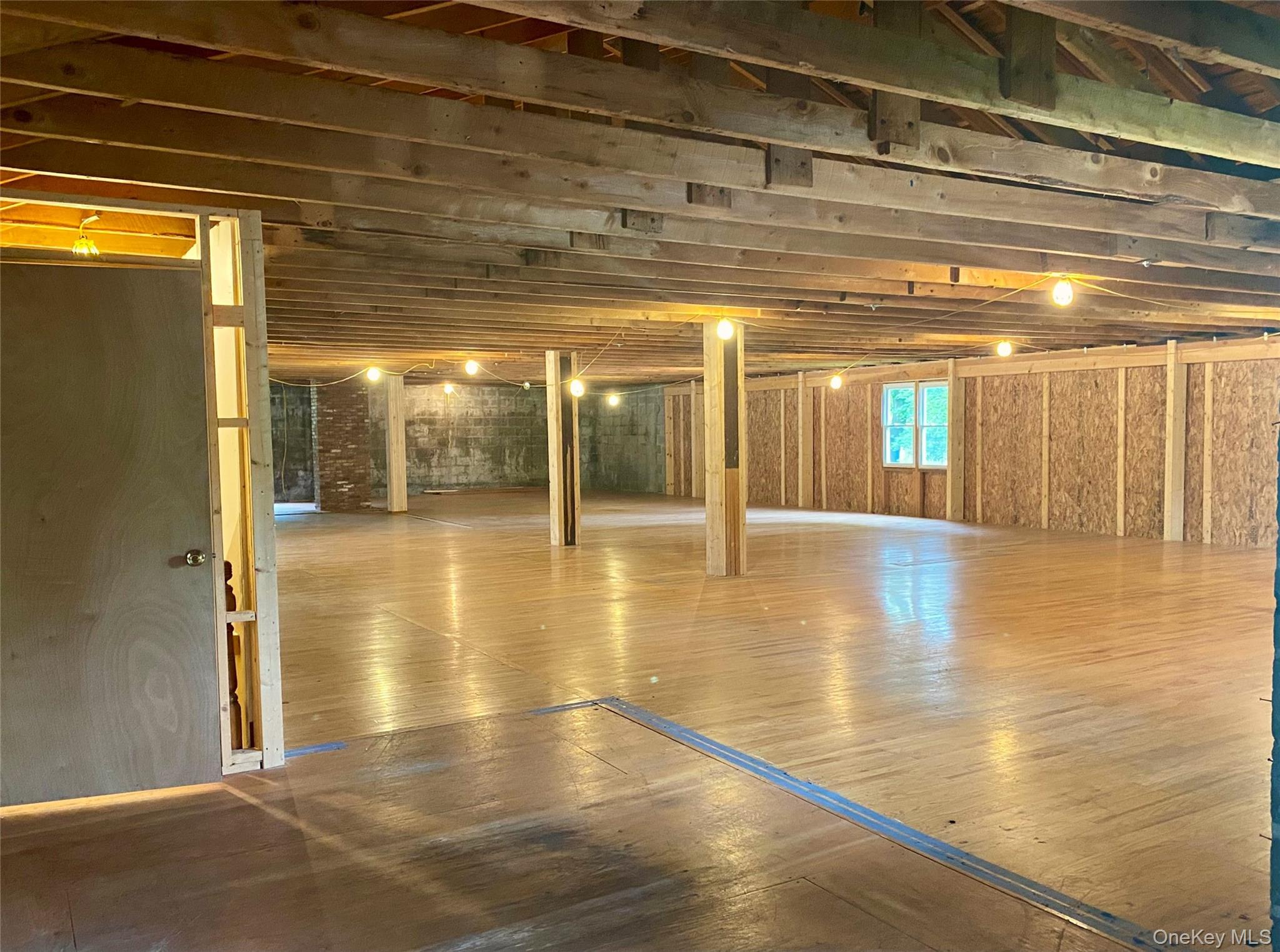 7392 S Broadway, Red Hook, NY 12571