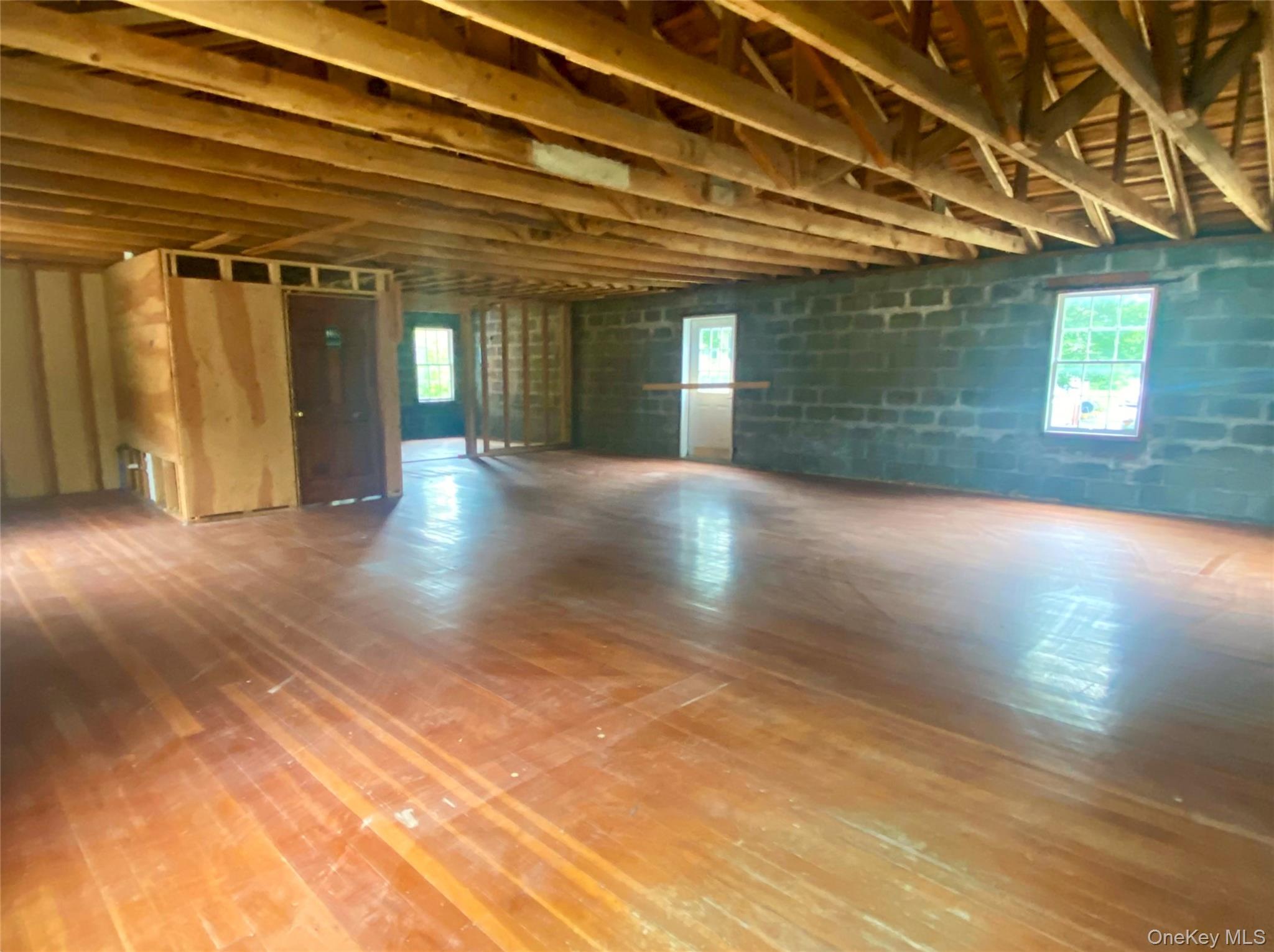 7392 S Broadway, Red Hook, NY 12571