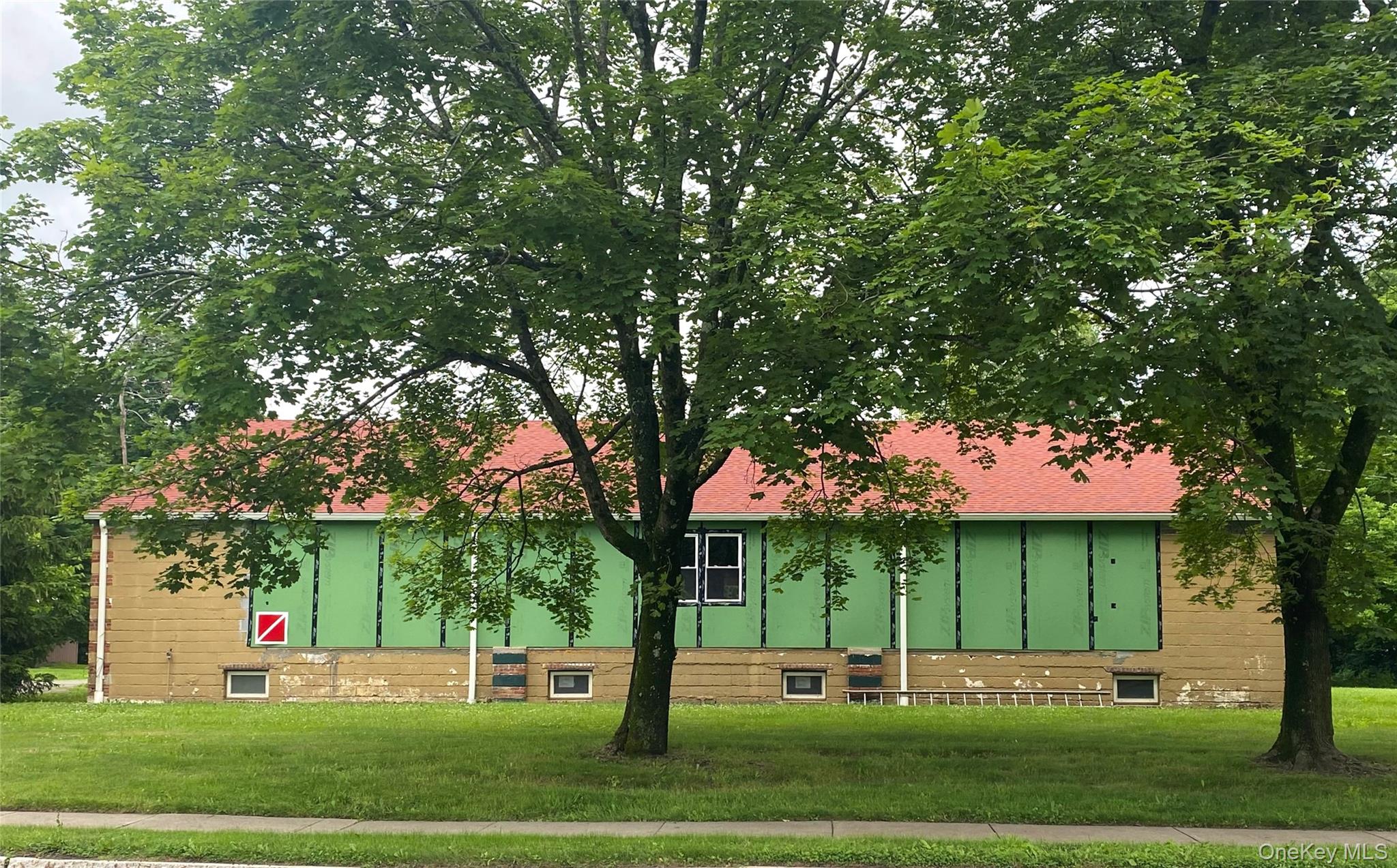 7392 S Broadway, Red Hook, NY 12571