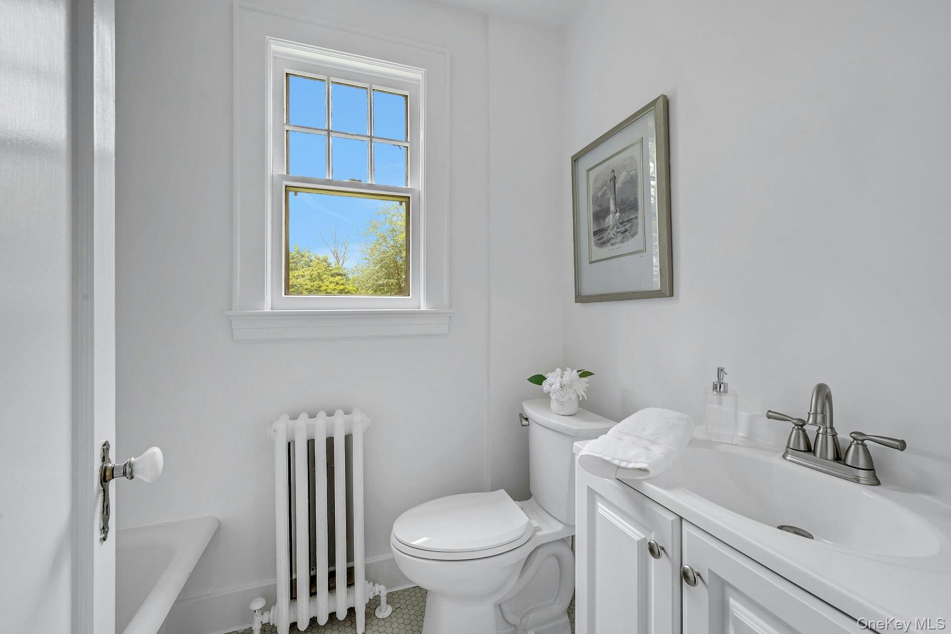 11 Oxford Road, White Plains, NY 10605