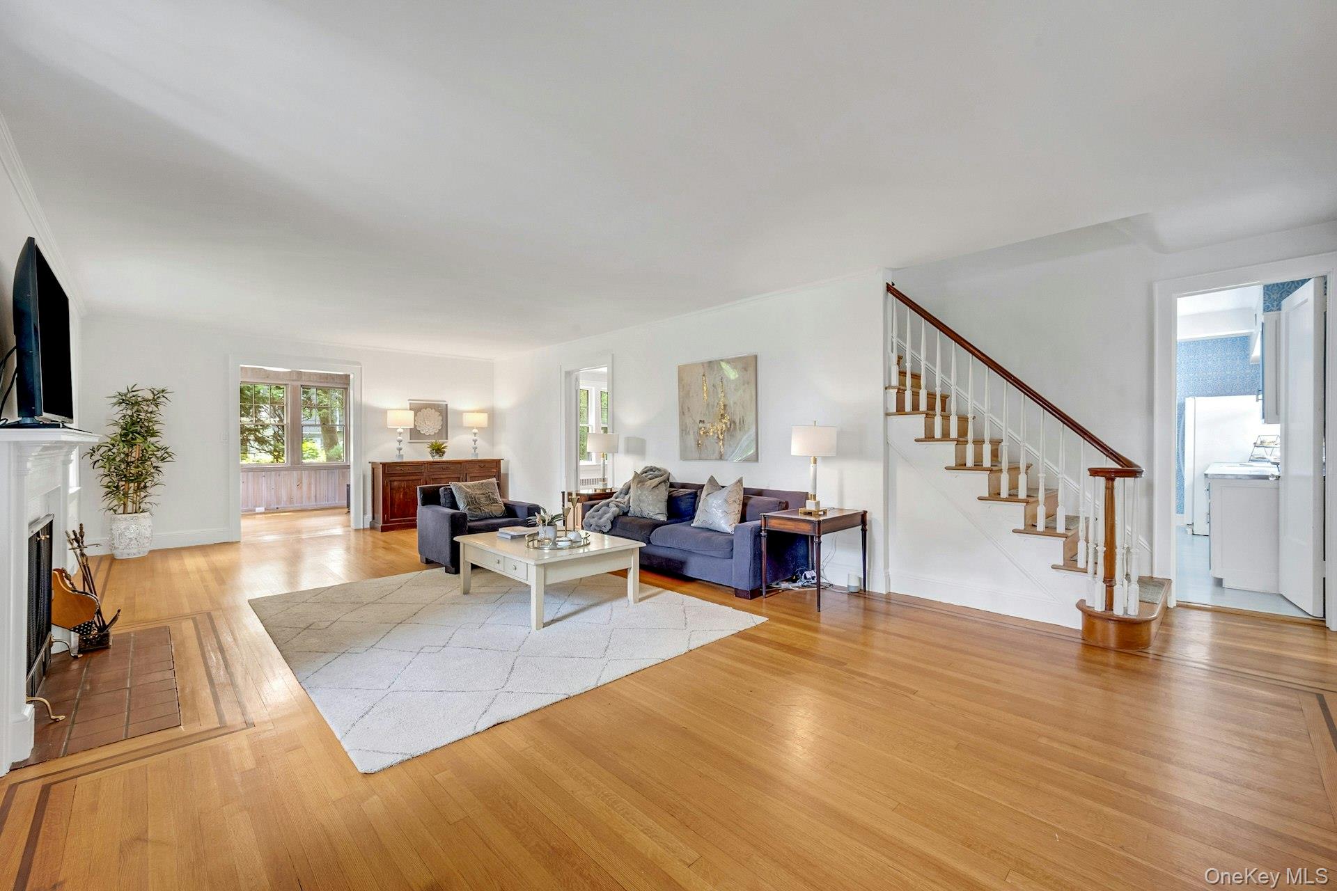 11 Oxford Road, White Plains, NY 10605