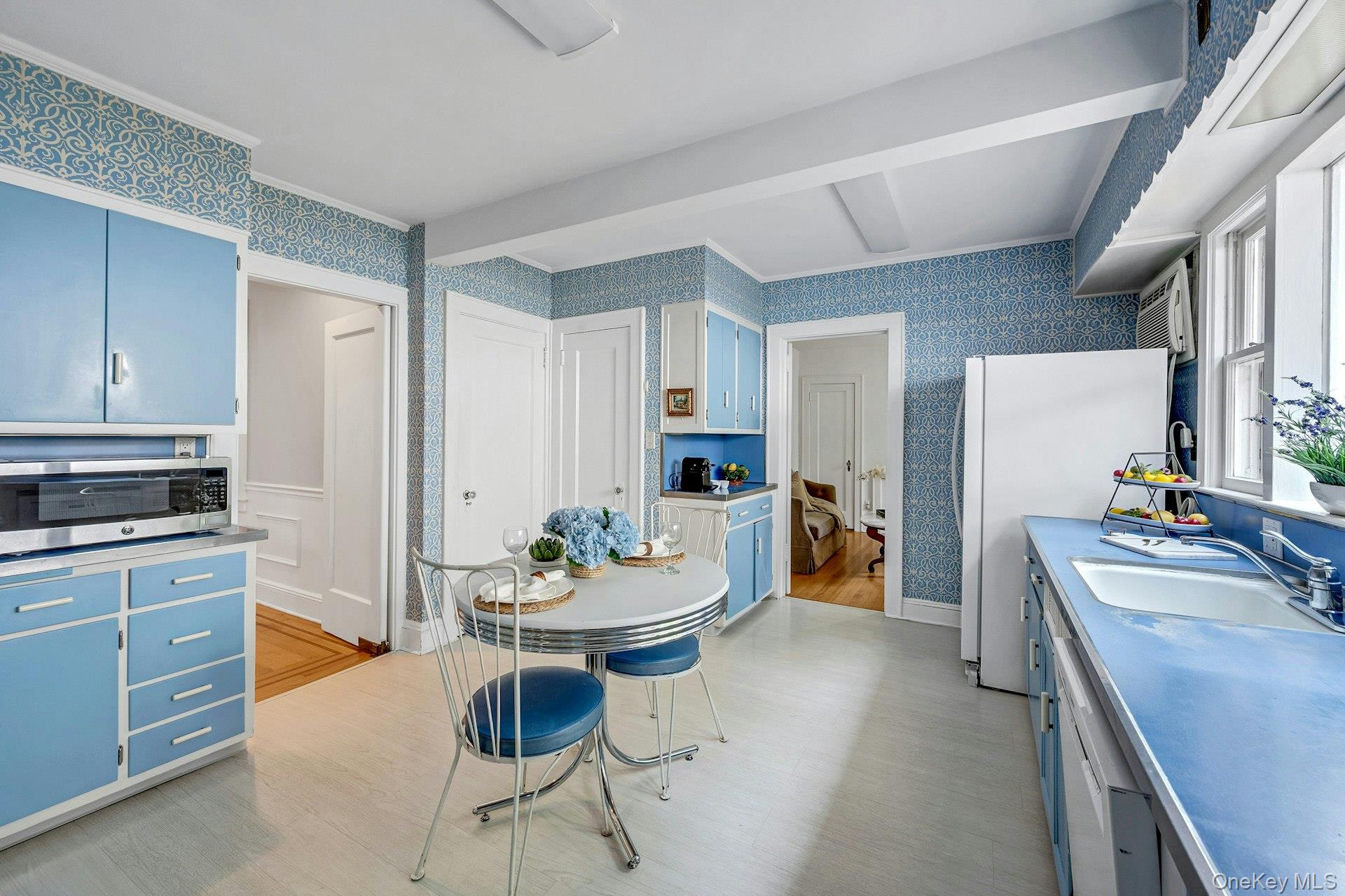 11 Oxford Road, White Plains, NY 10605