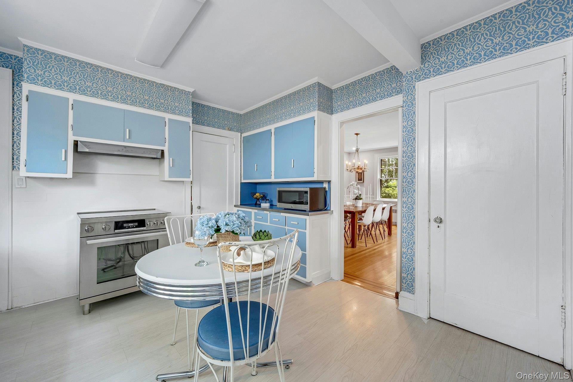 11 Oxford Road, White Plains, NY 10605