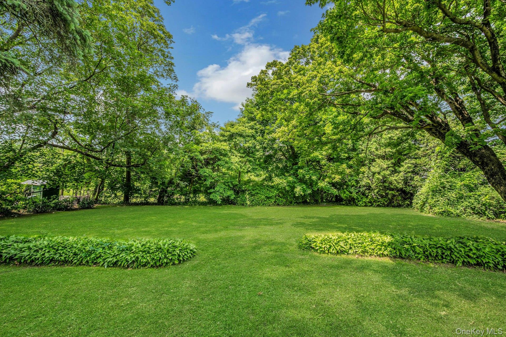 11 Oxford Road, White Plains, NY 10605