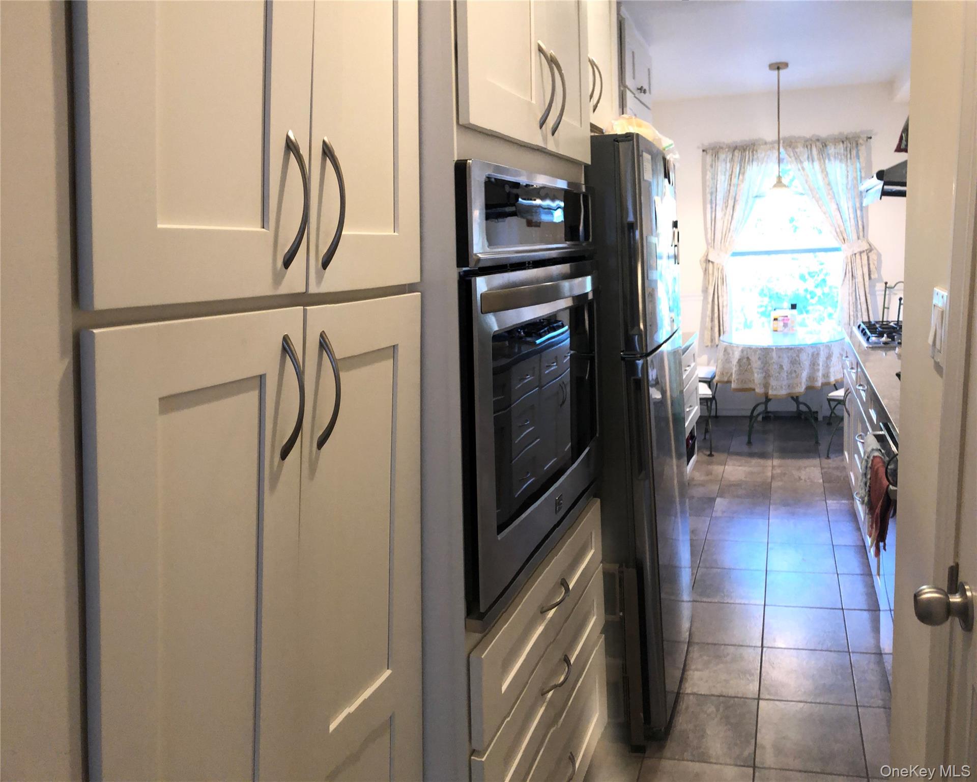 70-27 175th Street, Fresh Meadows, NY 11365