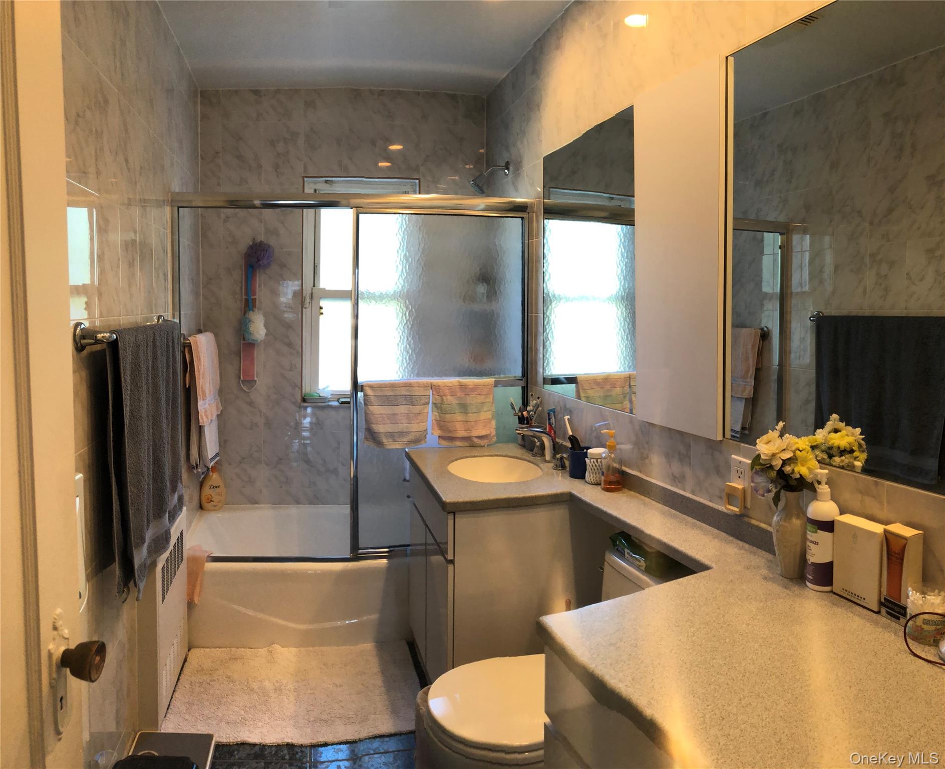 70-27 175th Street, Fresh Meadows, NY 11365