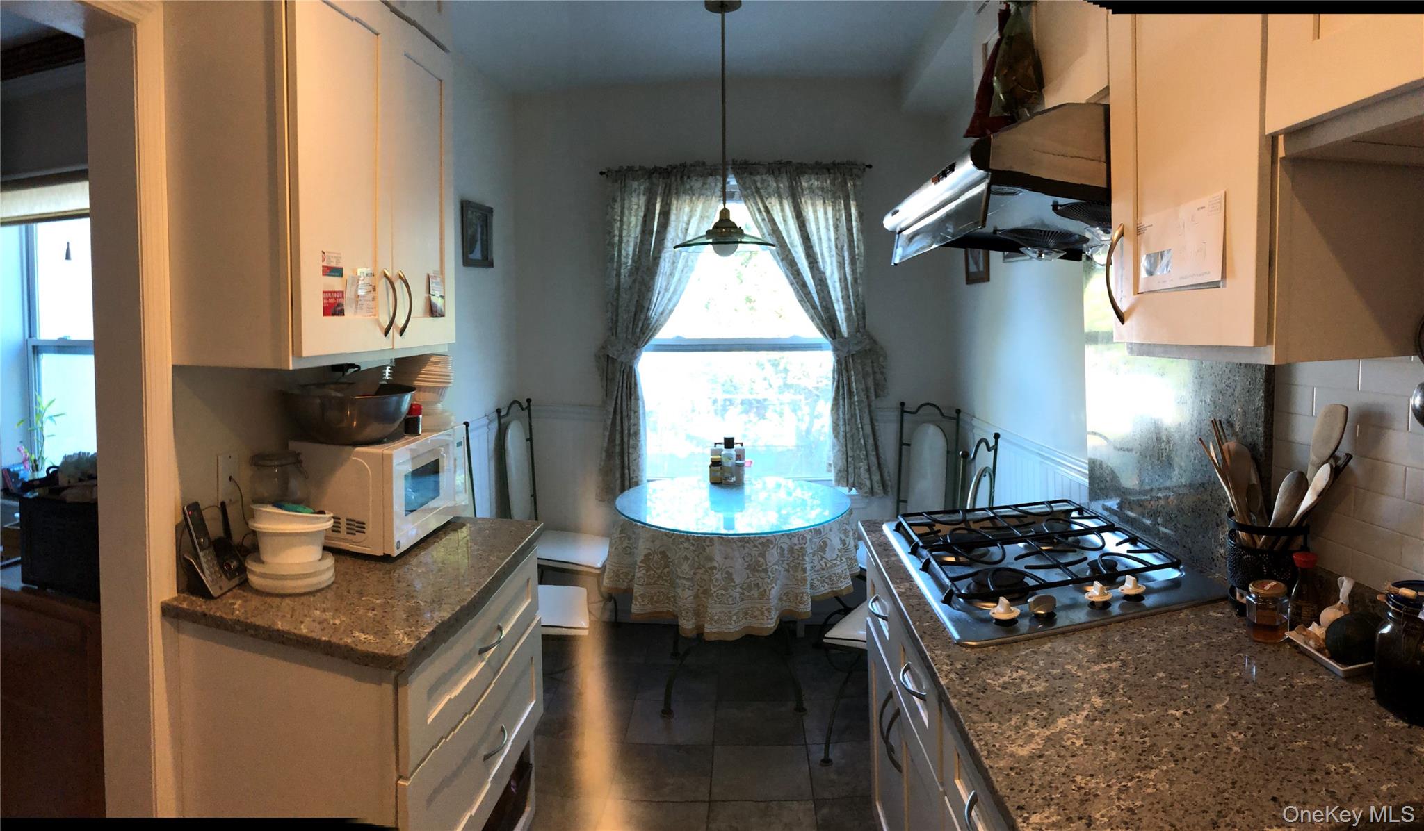 70-27 175th Street, Fresh Meadows, NY 11365