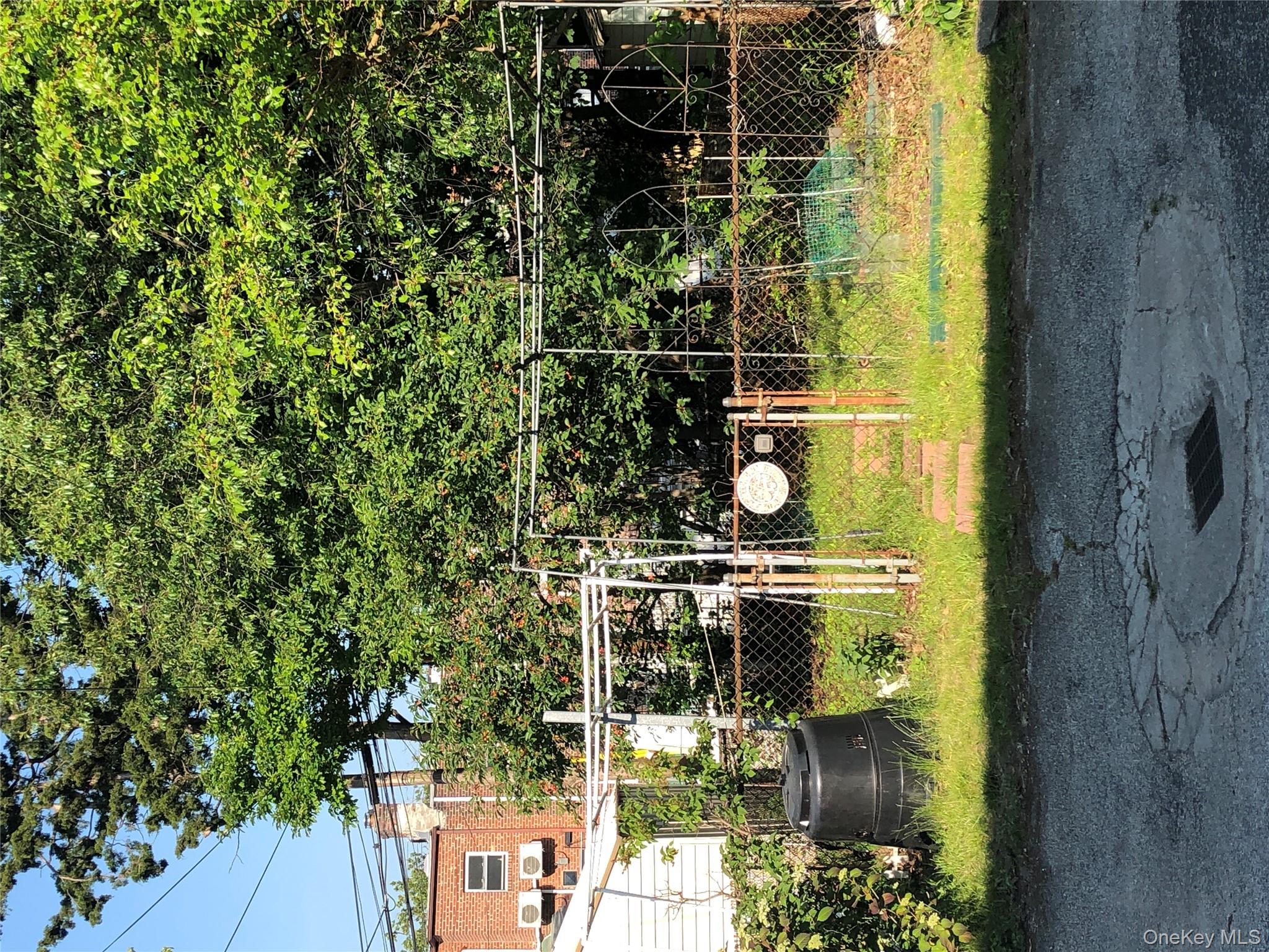 70-27 175th Street, Fresh Meadows, NY 11365