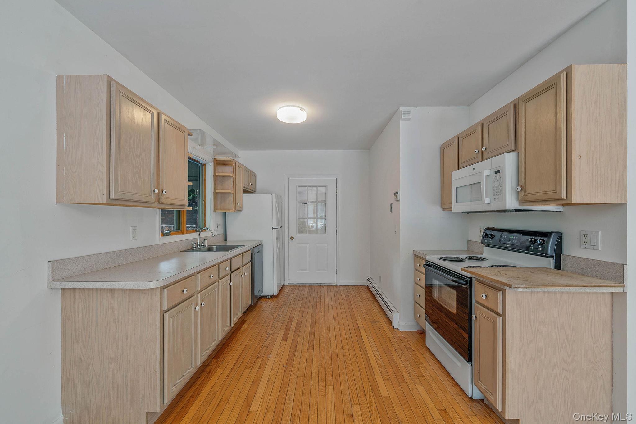 114 Oakwood Drive, Wading River, NY 11792