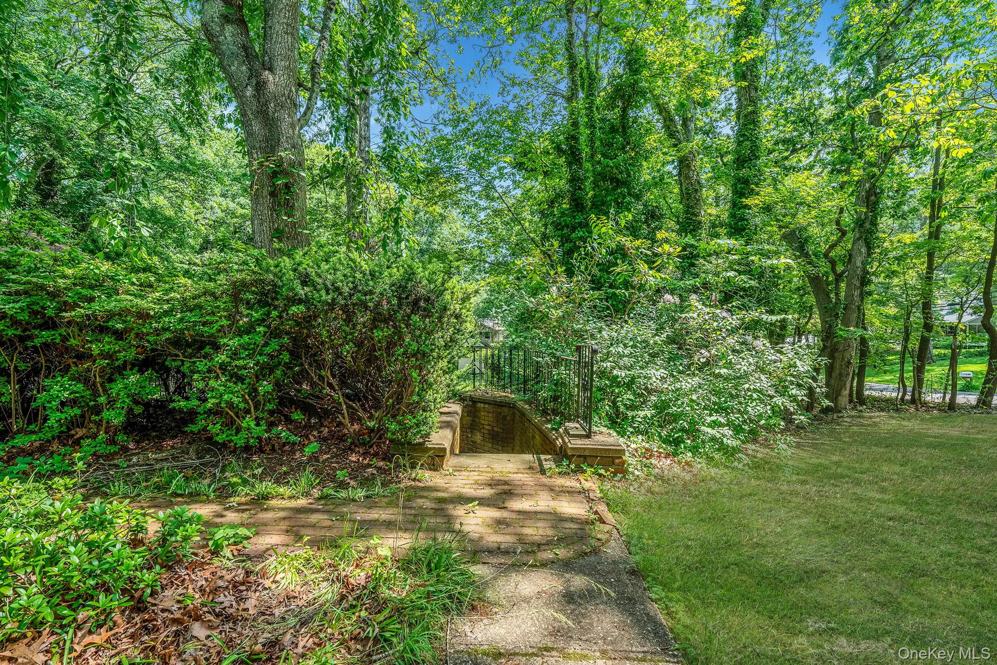 114 Oakwood Drive, Wading River, NY 11792