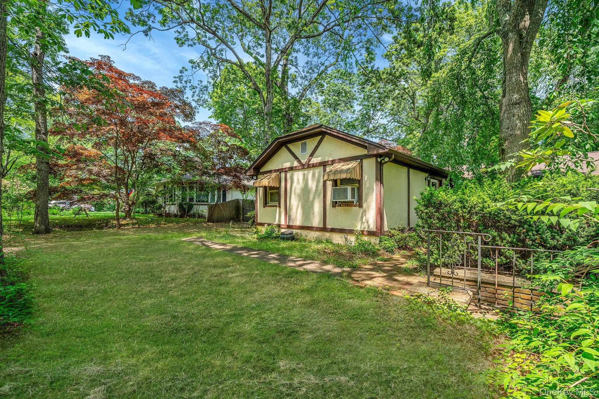 114 Oakwood Drive, Wading River, NY 11792