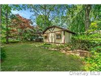 114 Oakwood Drive, Wading River, NY 11792
