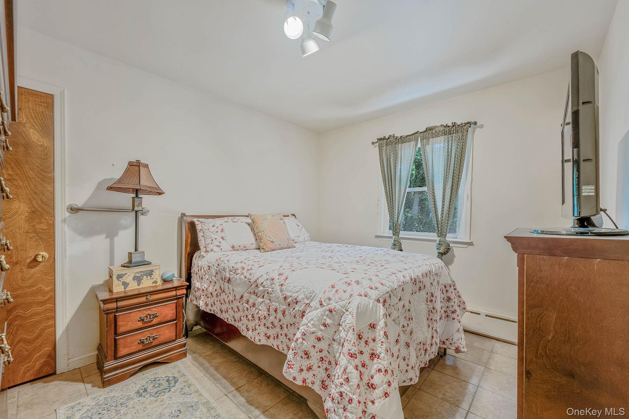 114 Oakwood Drive, Wading River, NY 11792