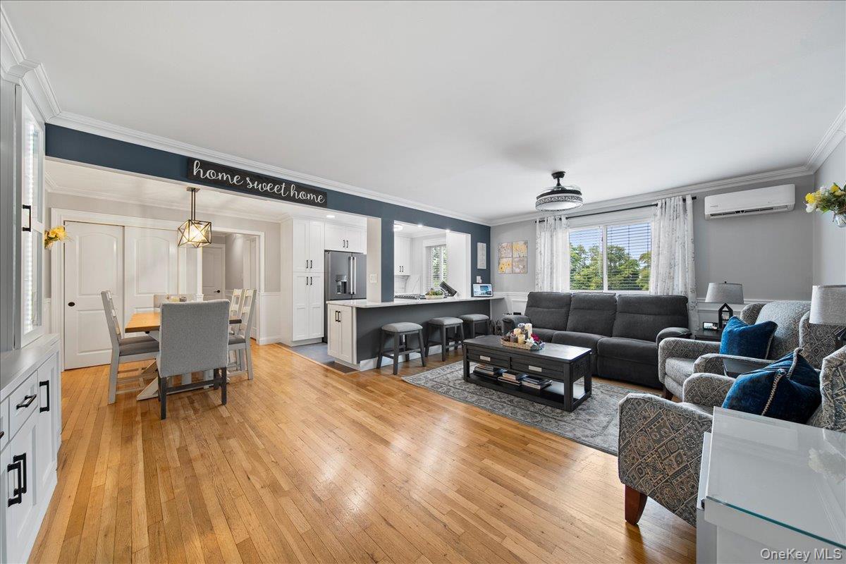 200 Merrick Road # R, Amityville, NY 11701