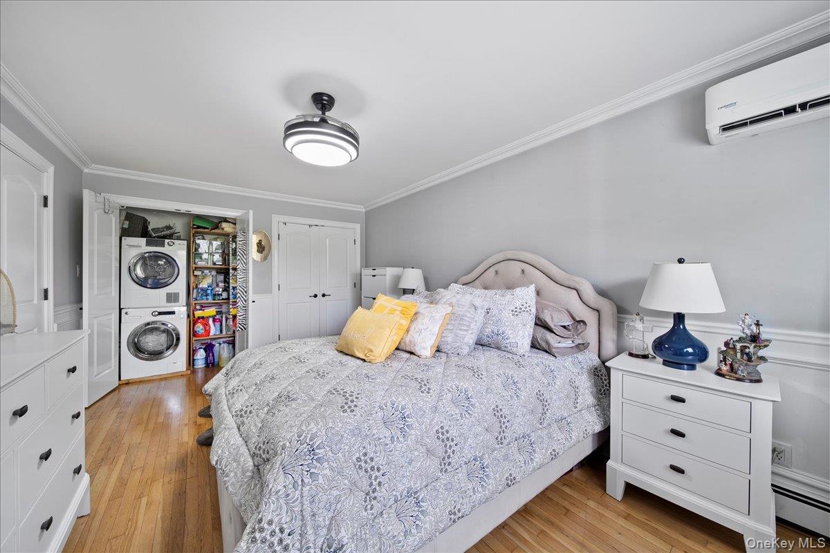 200 Merrick Road # R, Amityville, NY 11701