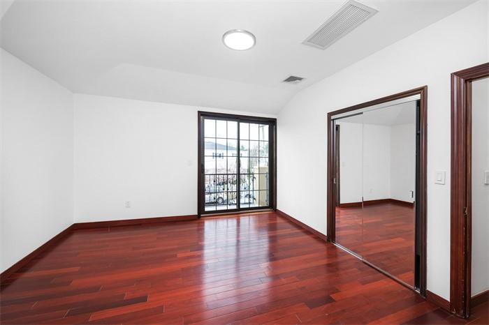 6339 136th Street # 1, Flushing, NY 11367