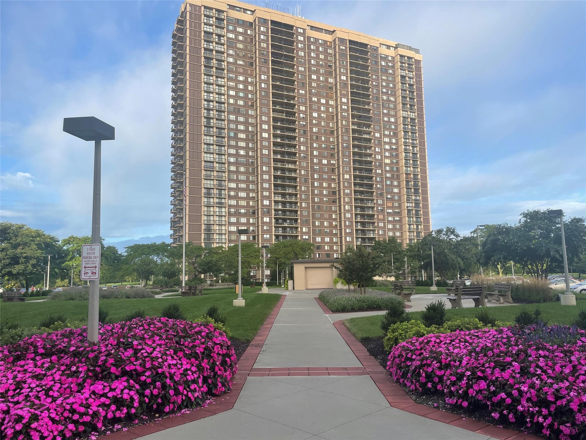 27110 Grand Central Parkway # 11A, Floral Park, NY 11005