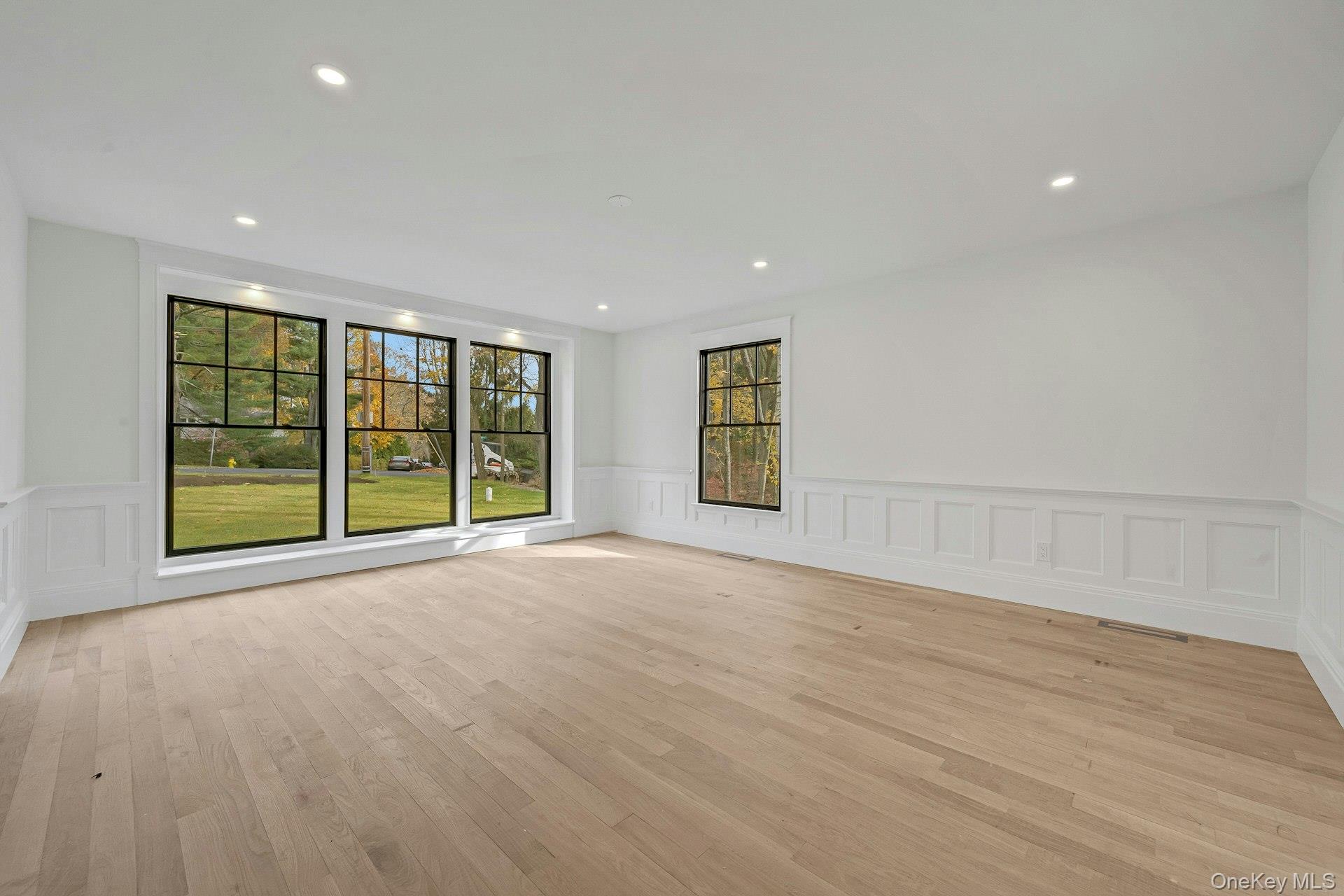 32 Sycamore Road, Scarsdale, NY 10583