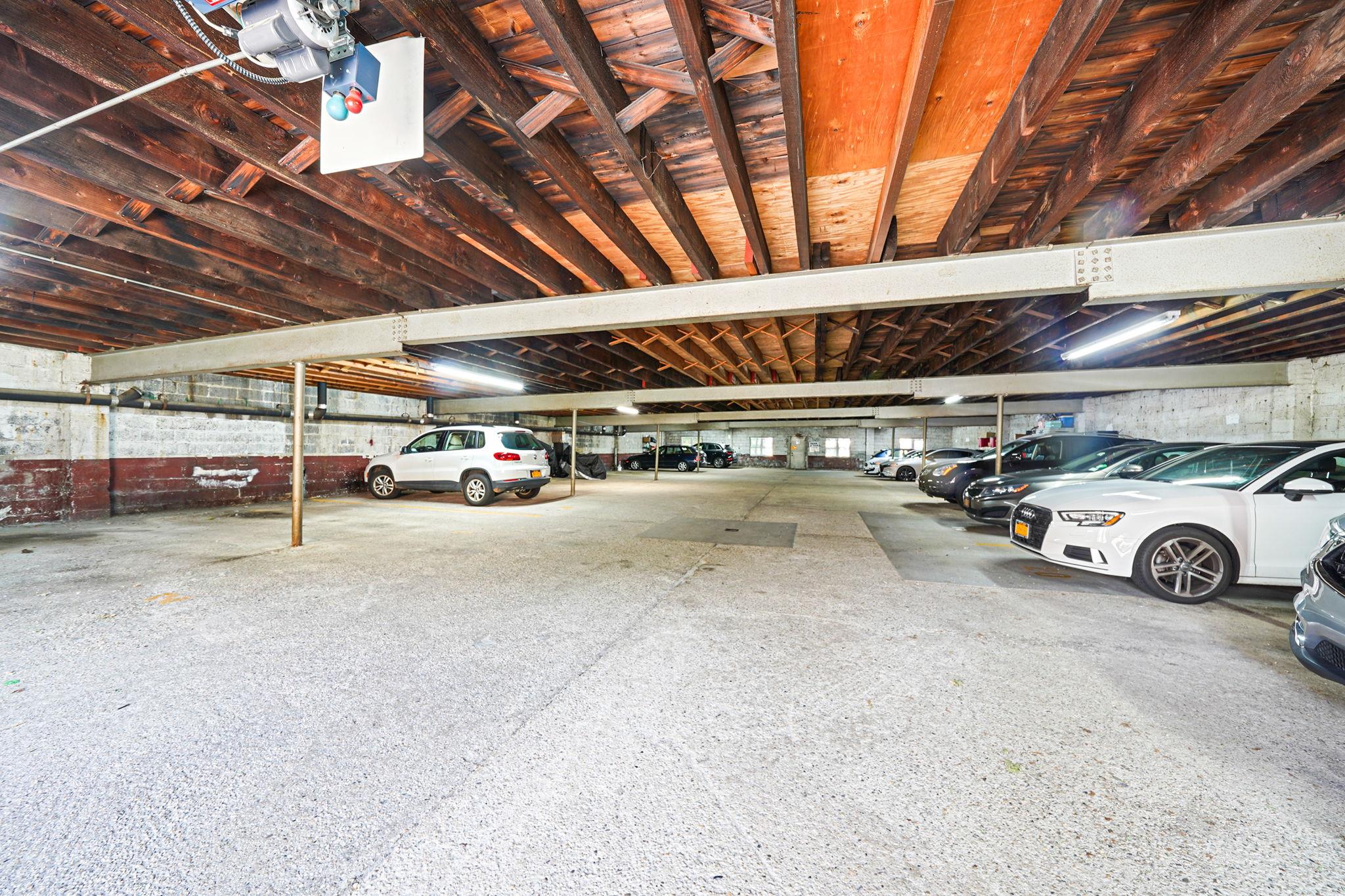 23 Edwards Street # 1C, Roslyn Heights, NY 11577