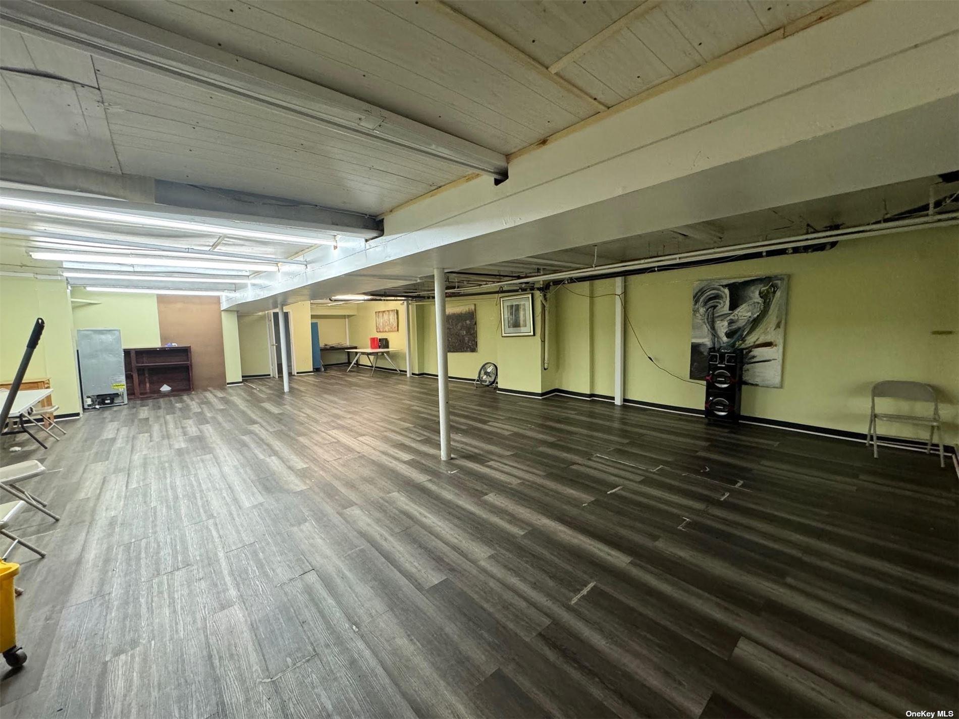 28-57 Steinway Street, Astoria, NY 11103