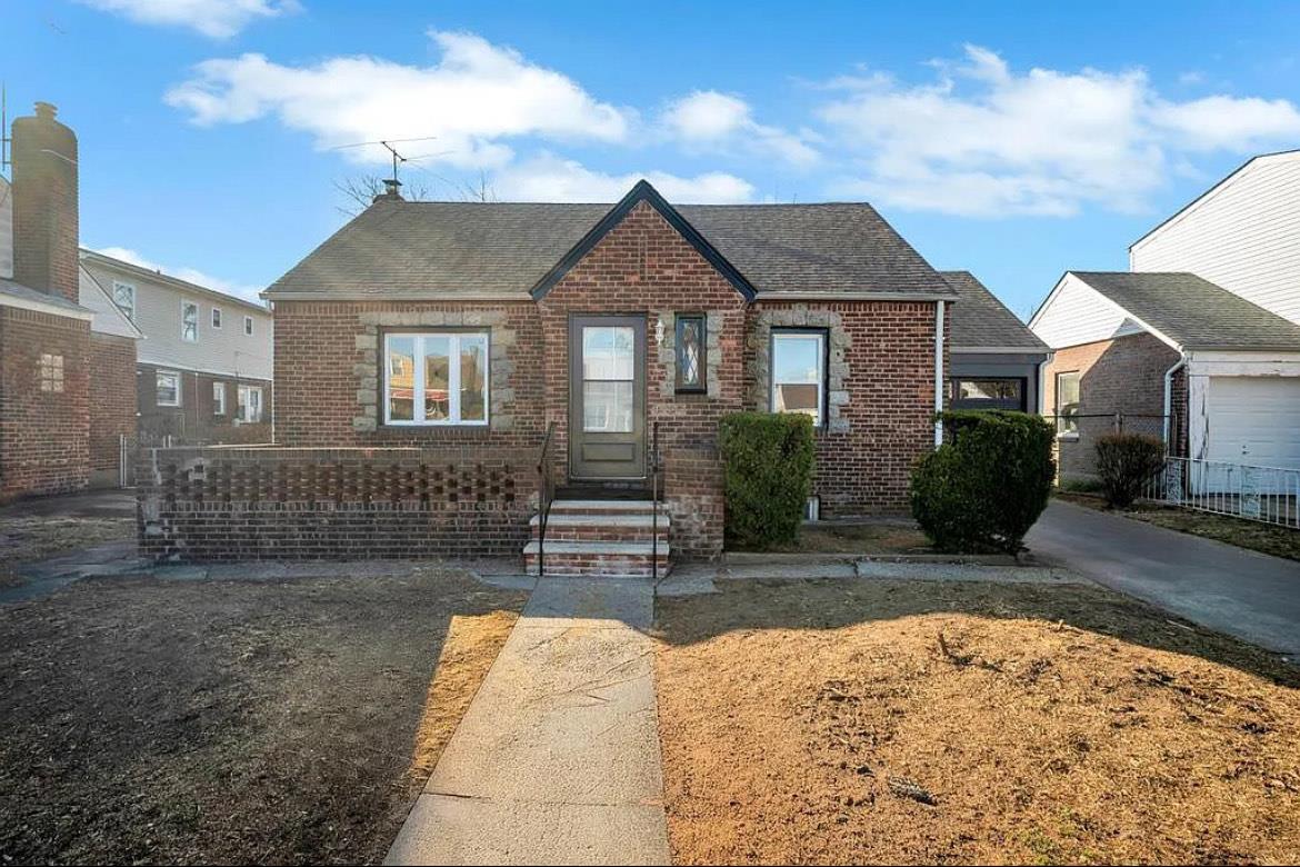 12048 217 street, Cambria Heights, NY 11411