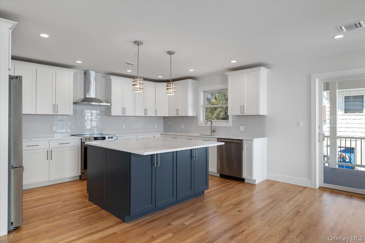 12 Pershing Place, Island Park, NY 11558