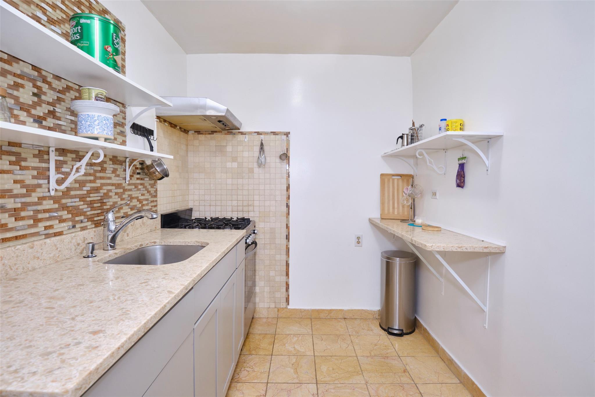 67-25 Clyde Street # 2L, Forest Hills, NY 11375