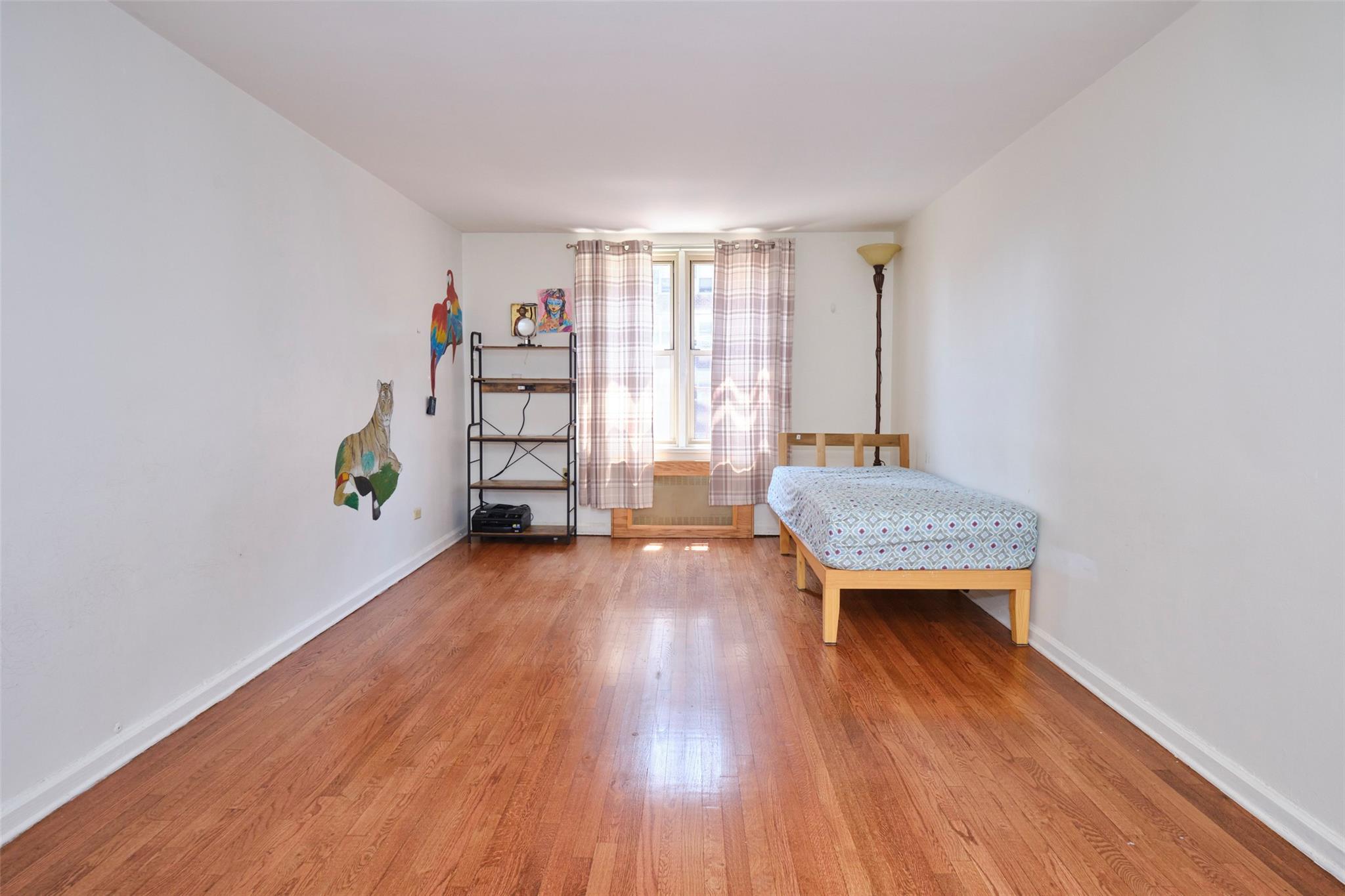 67-25 Clyde Street # 2L, Forest Hills, NY 11375