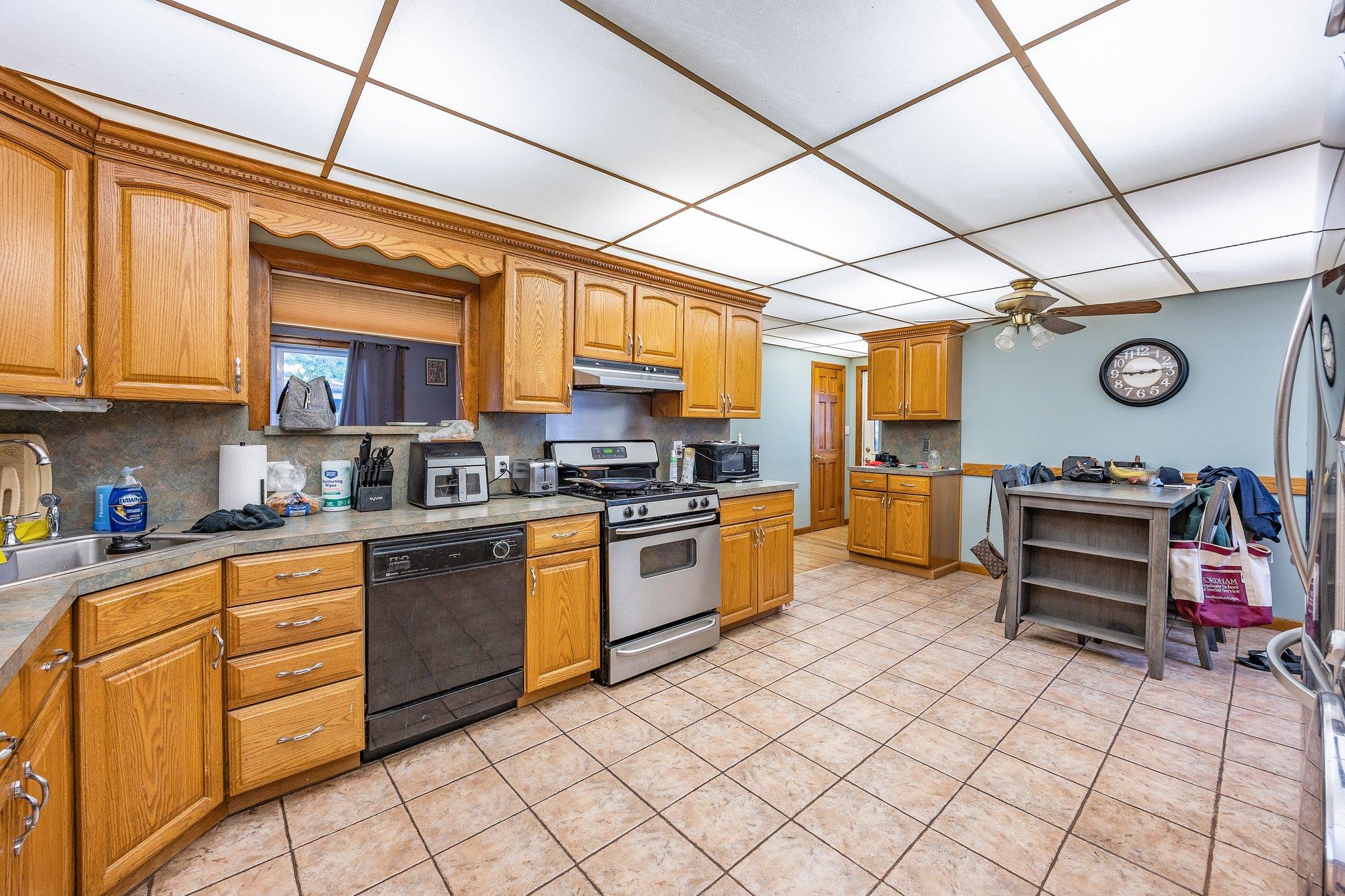 5801 59th Street, Maspeth, NY 11378