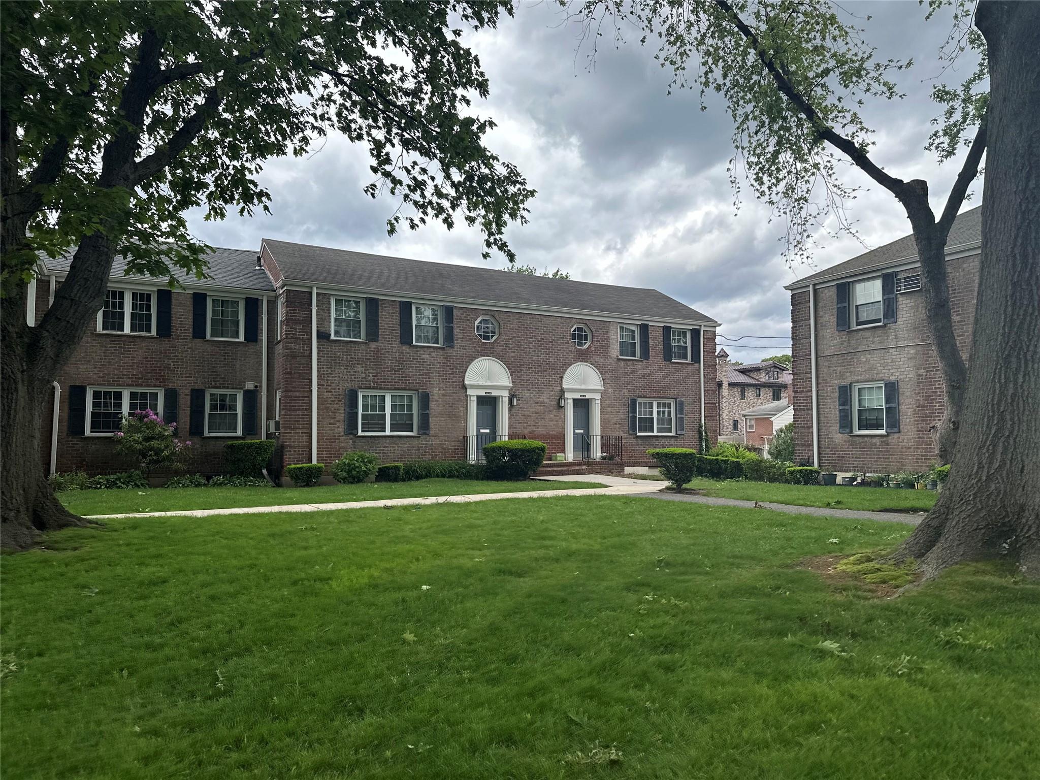 224-43A 64th Avenue # 43A/545, Oakland Gardens, NY 11364