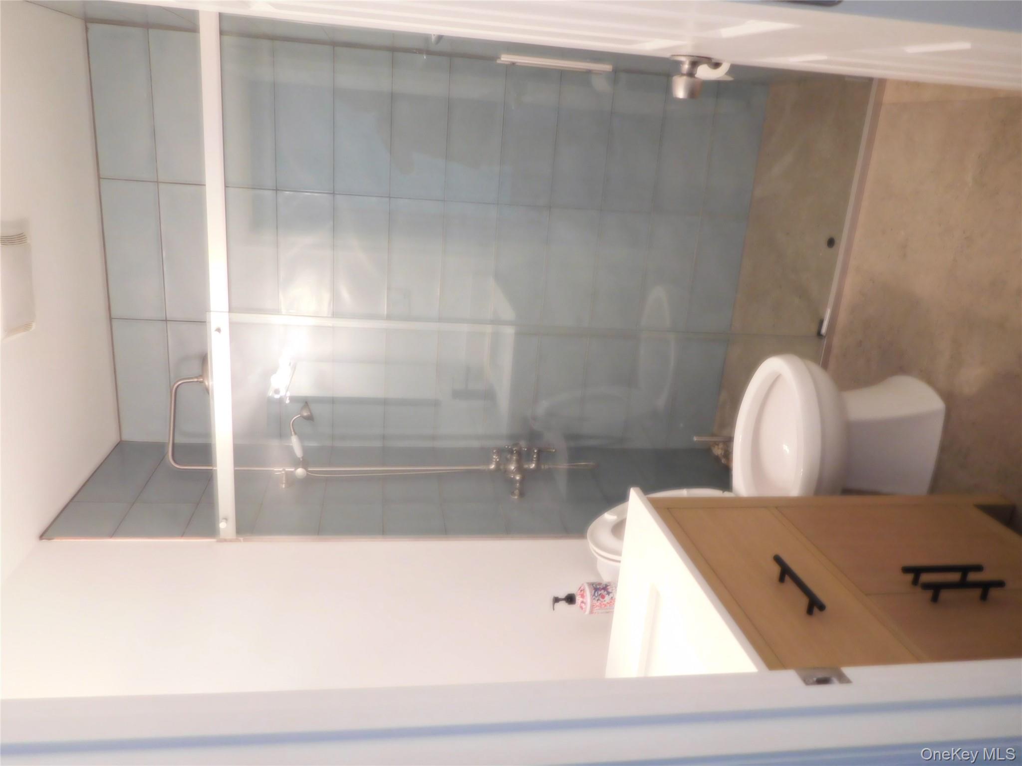 9 Adams Street, East Rockaway, NY 11518