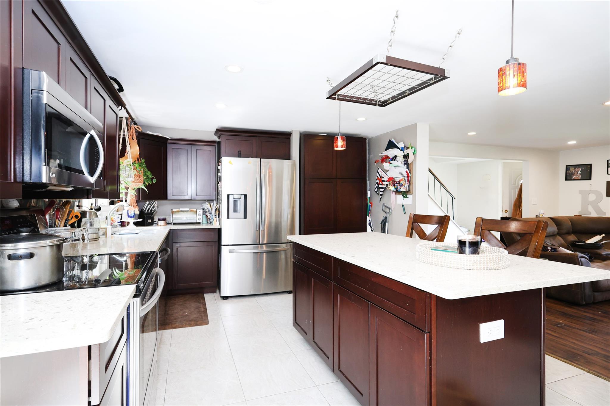 33 Highview Lane, Ridge, NY 11961