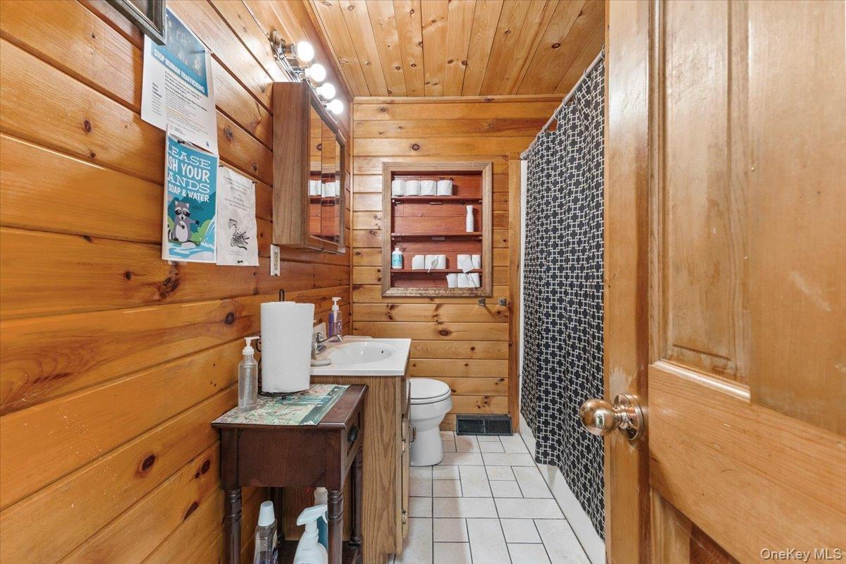 2455 US-9, Call Listing Agent, NY 12870-3207