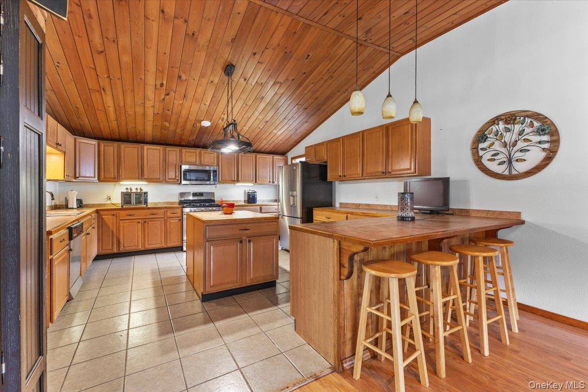 2455 US-9, Call Listing Agent, NY 12870-3207