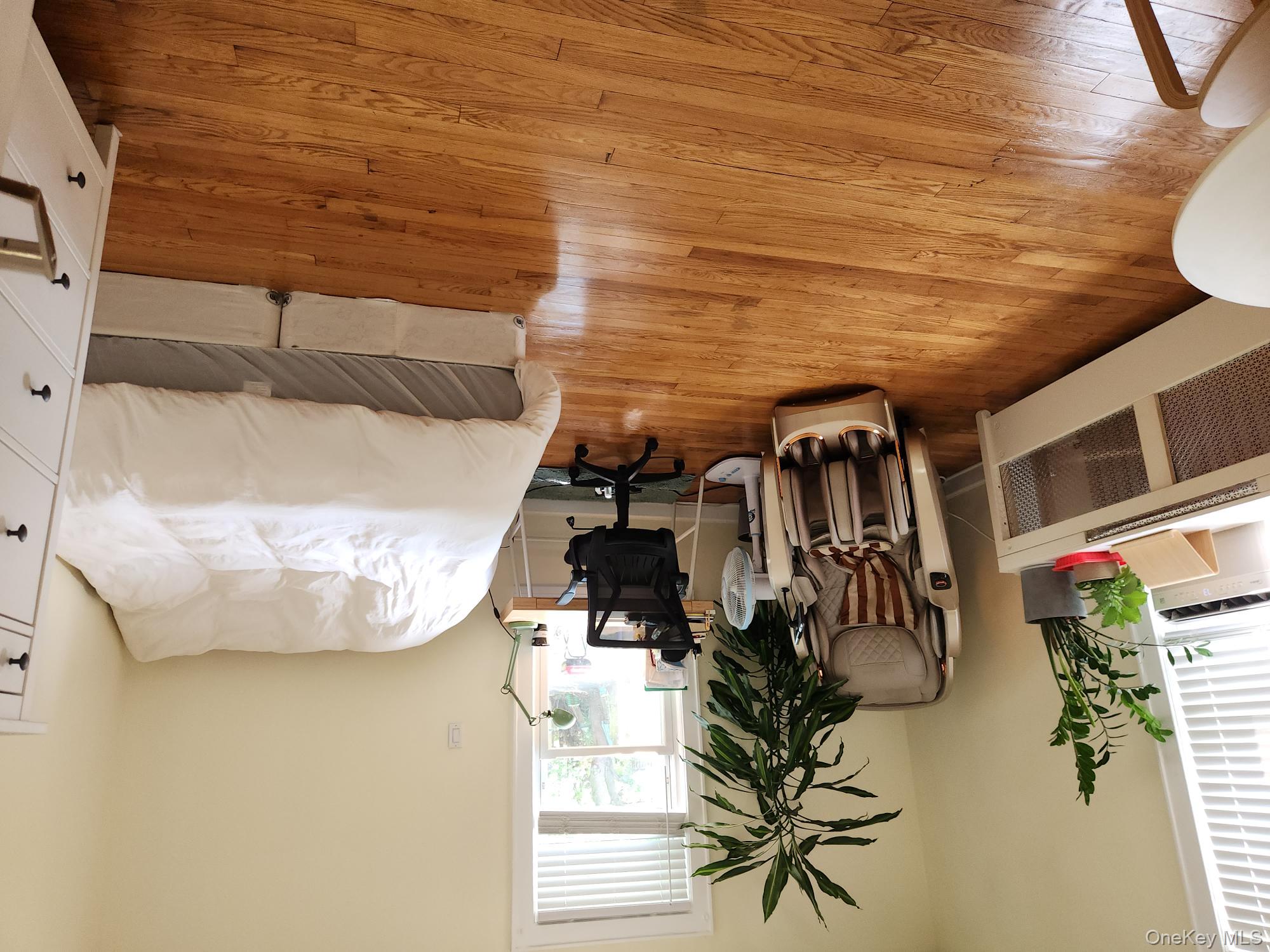 4360 Auburndale Lane, Flushing, NY 11358