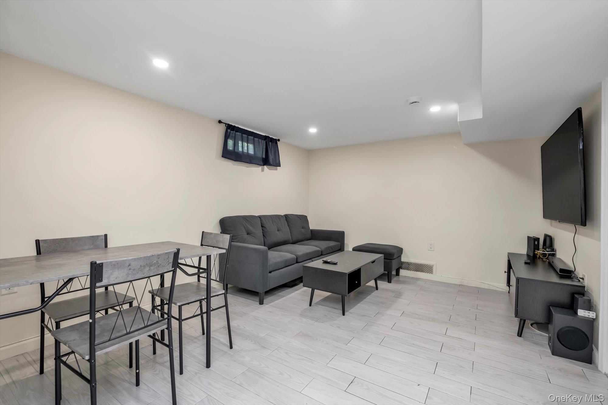 4360 Auburndale Lane, Flushing, NY 11358