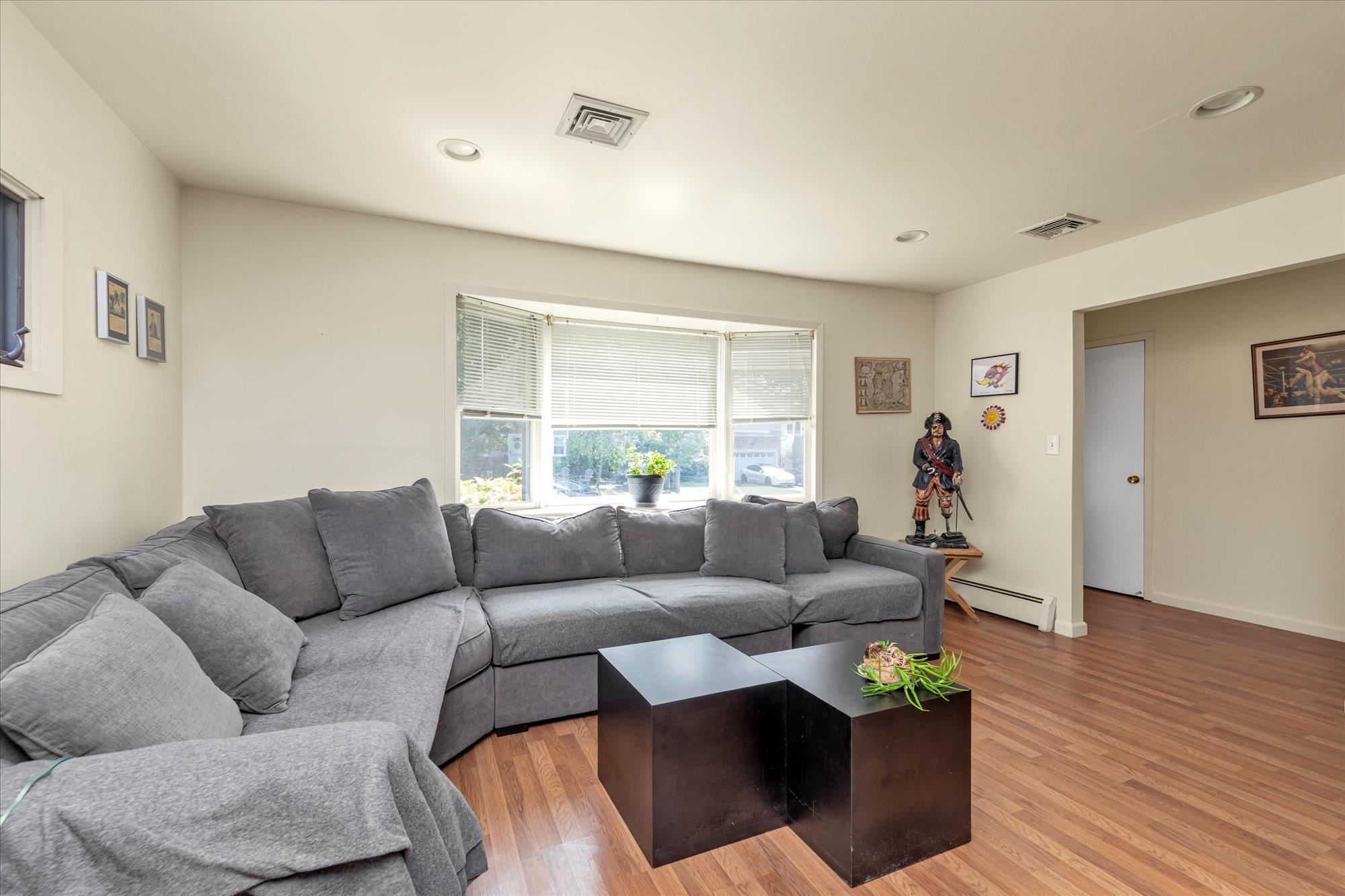 1800 Remson Avenue, North Merrick, NY 11566